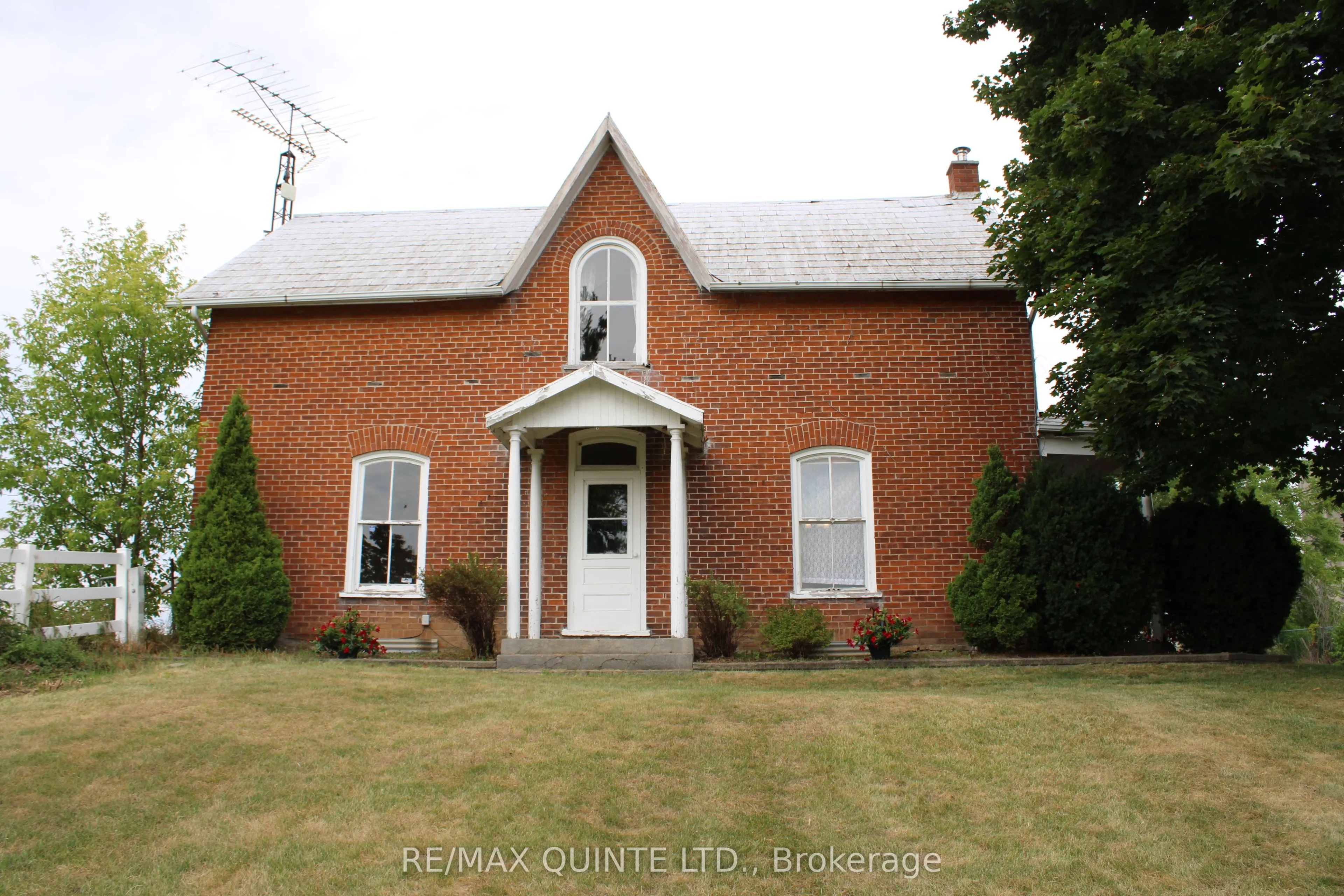472 Maple Road
