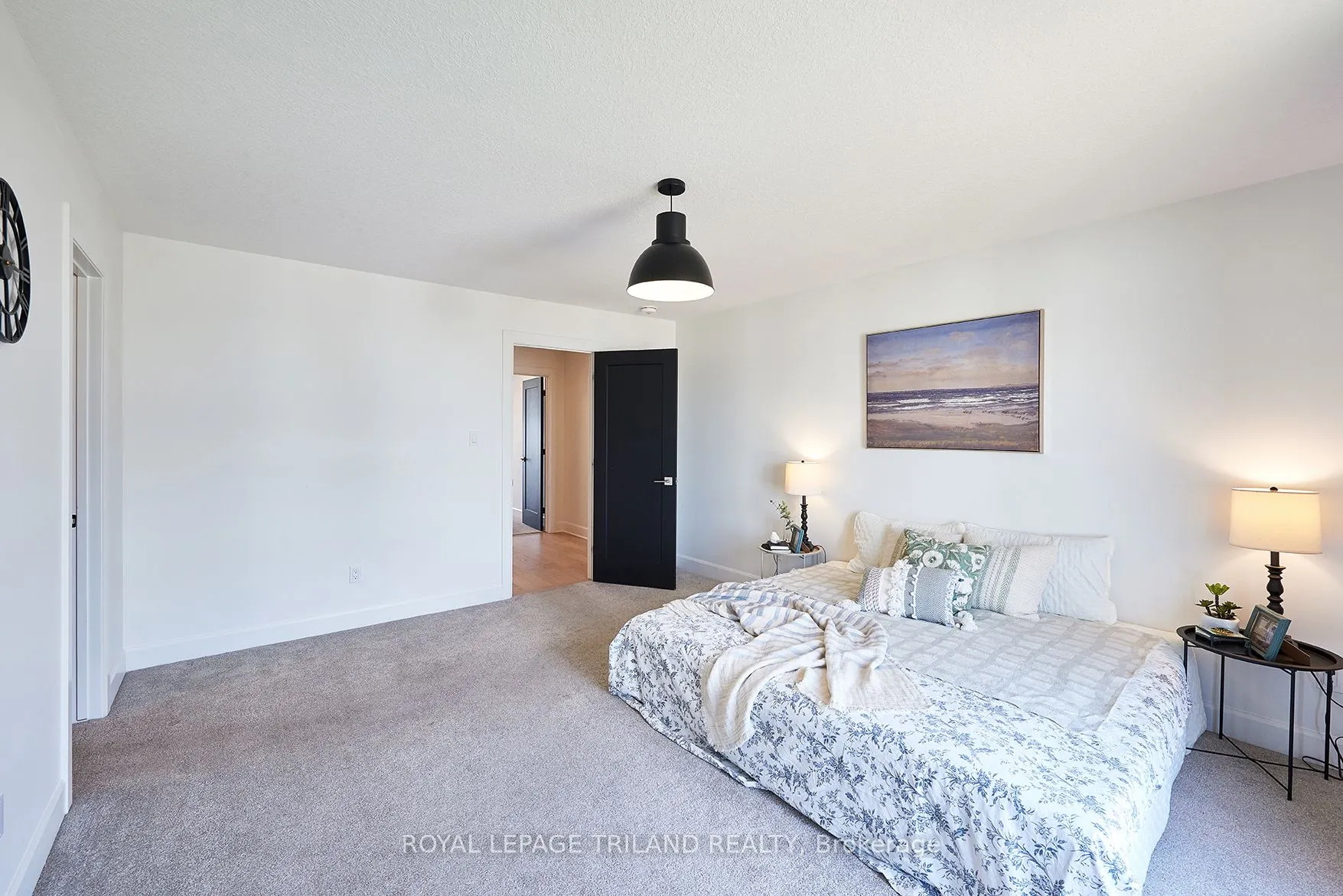927 Upper Point Avenue