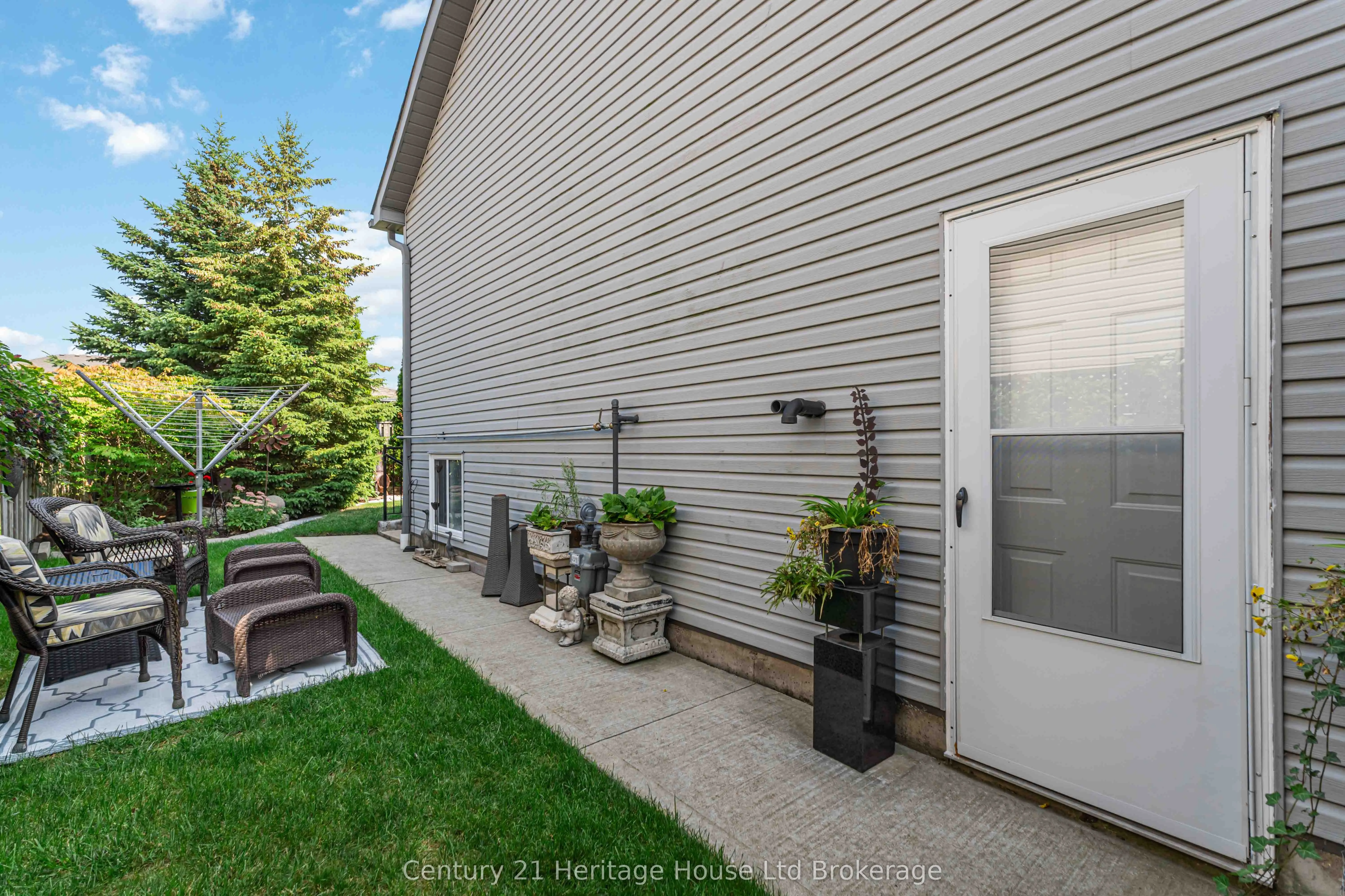 6295 Townline Road