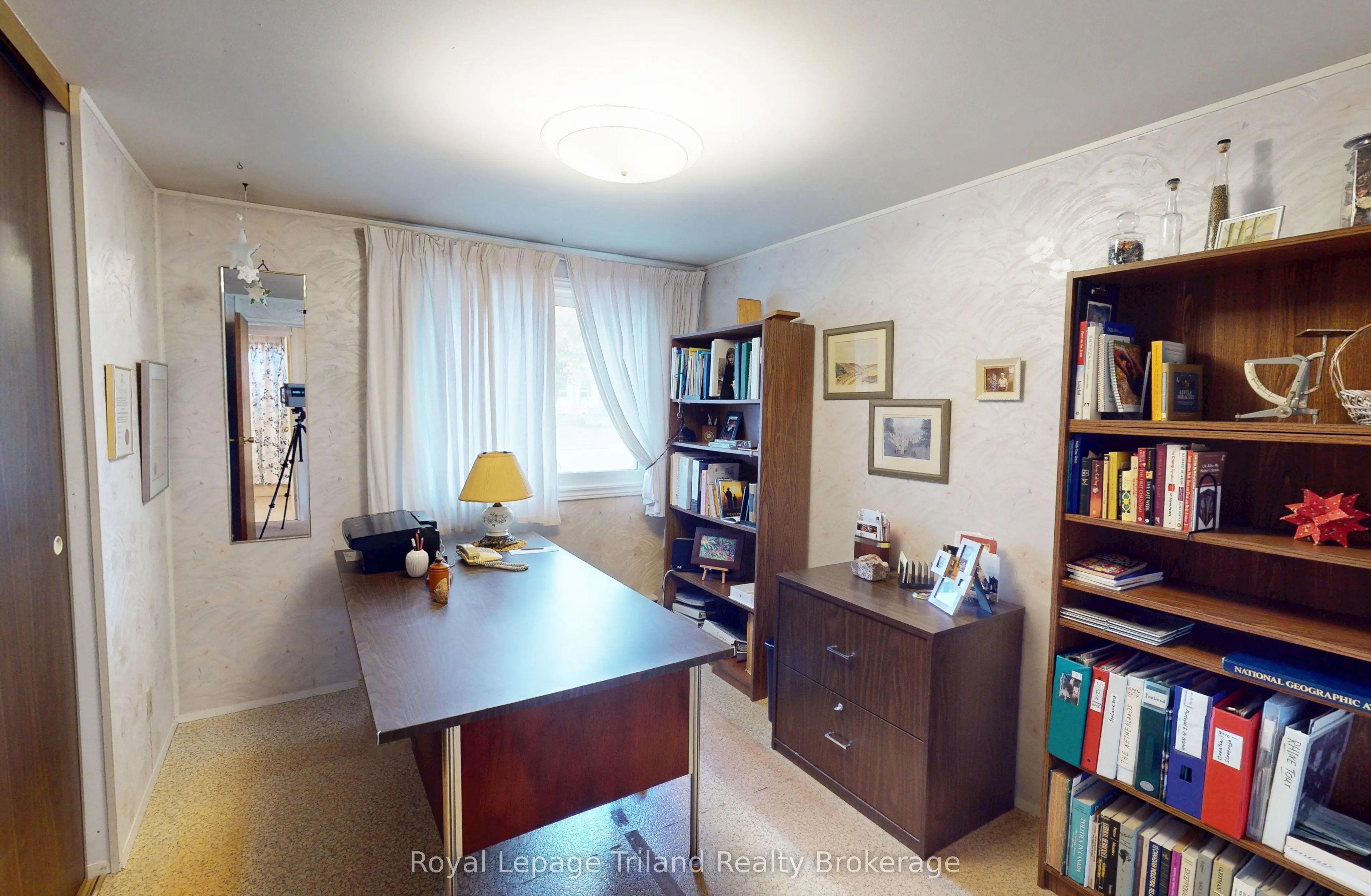 926 Sunset Boulevard