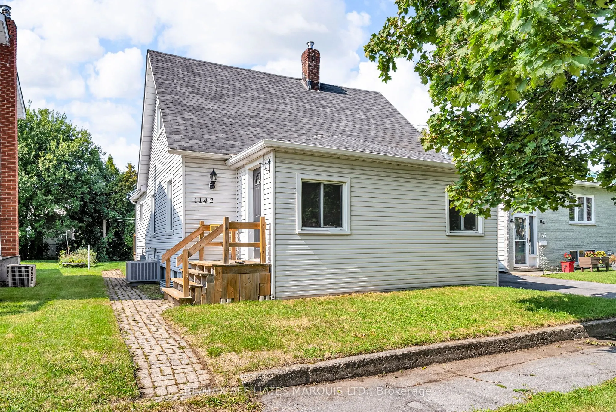 1142 Dieppe Street