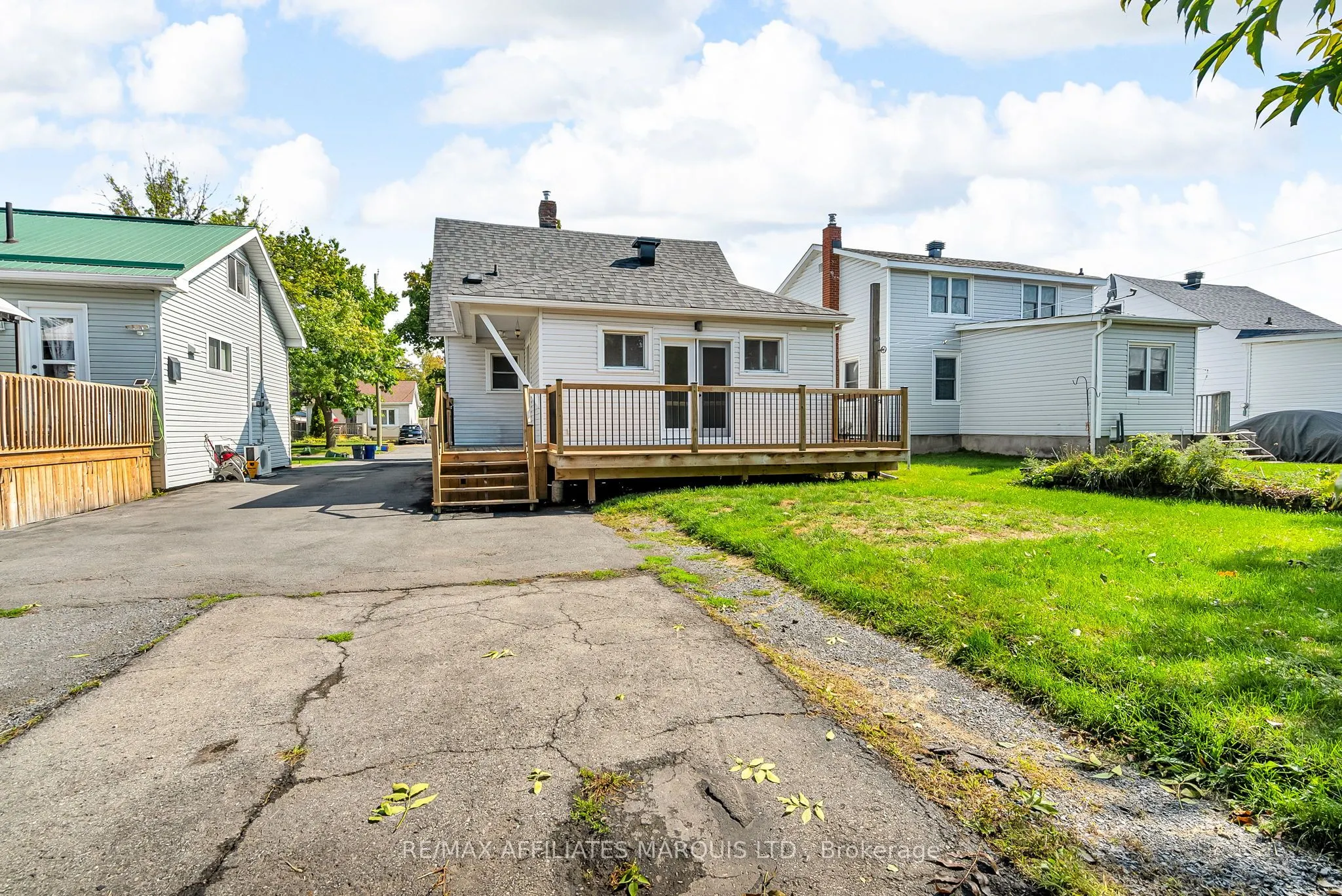 1142 Dieppe Street