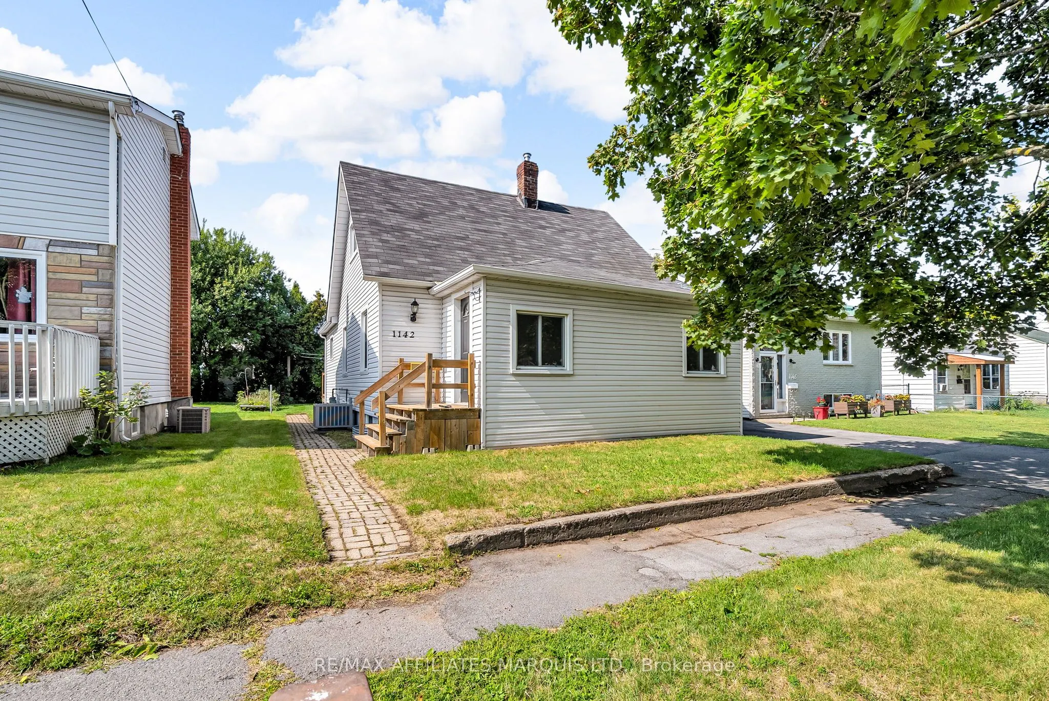 1142 Dieppe Street