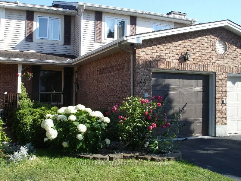 44 Burlington Crescent