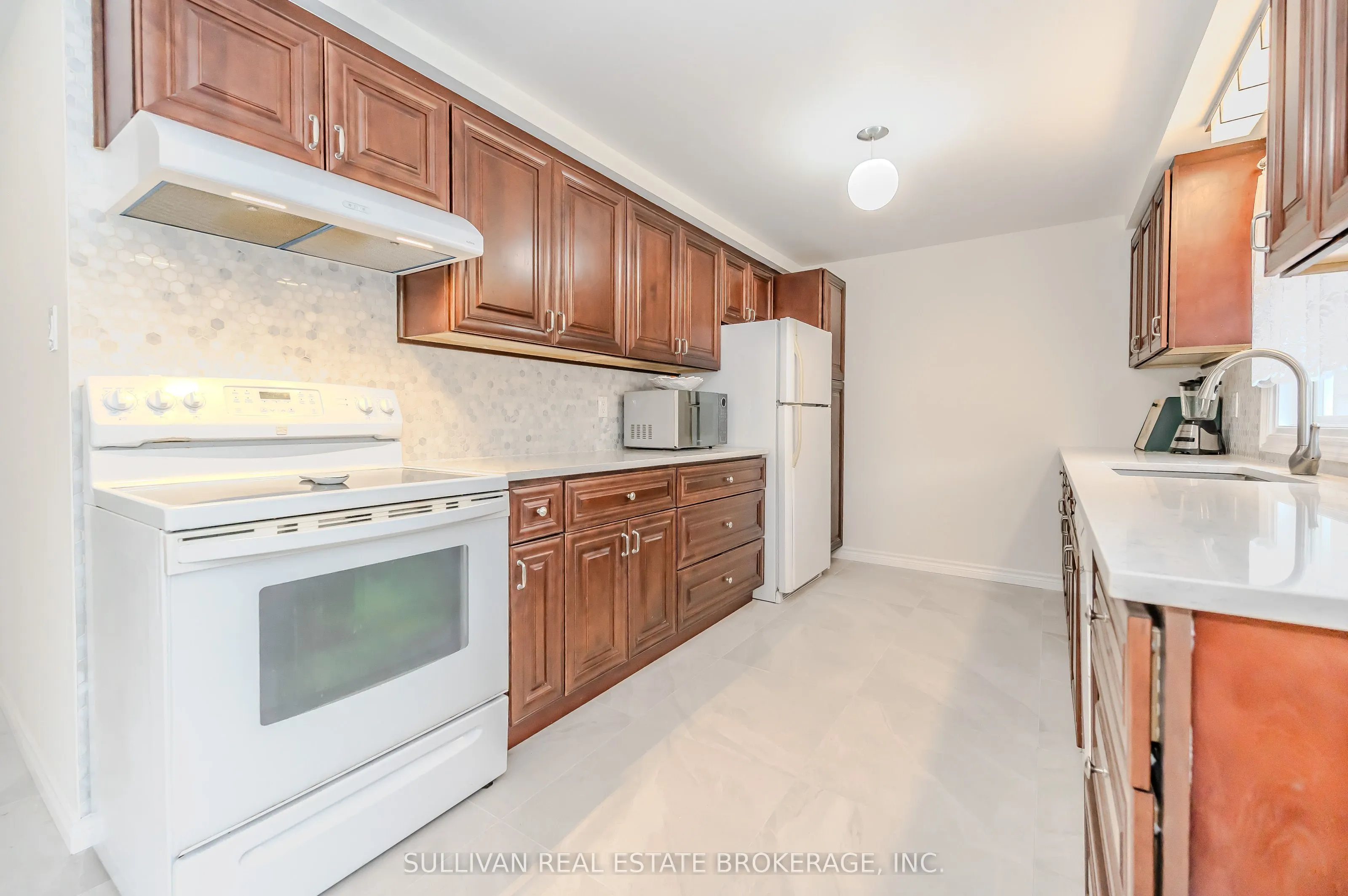 241 Elmira Road S