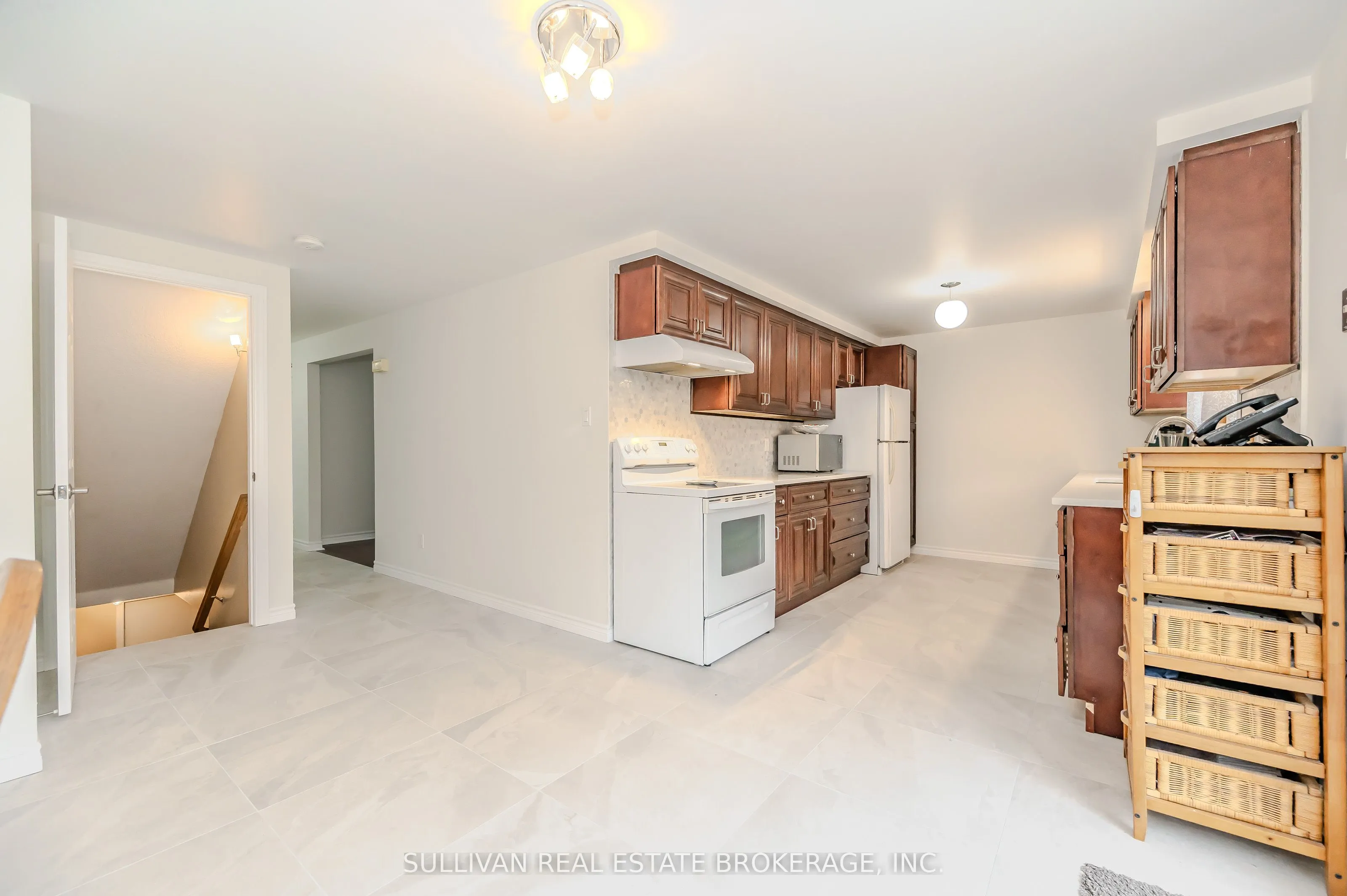 241 Elmira Road S