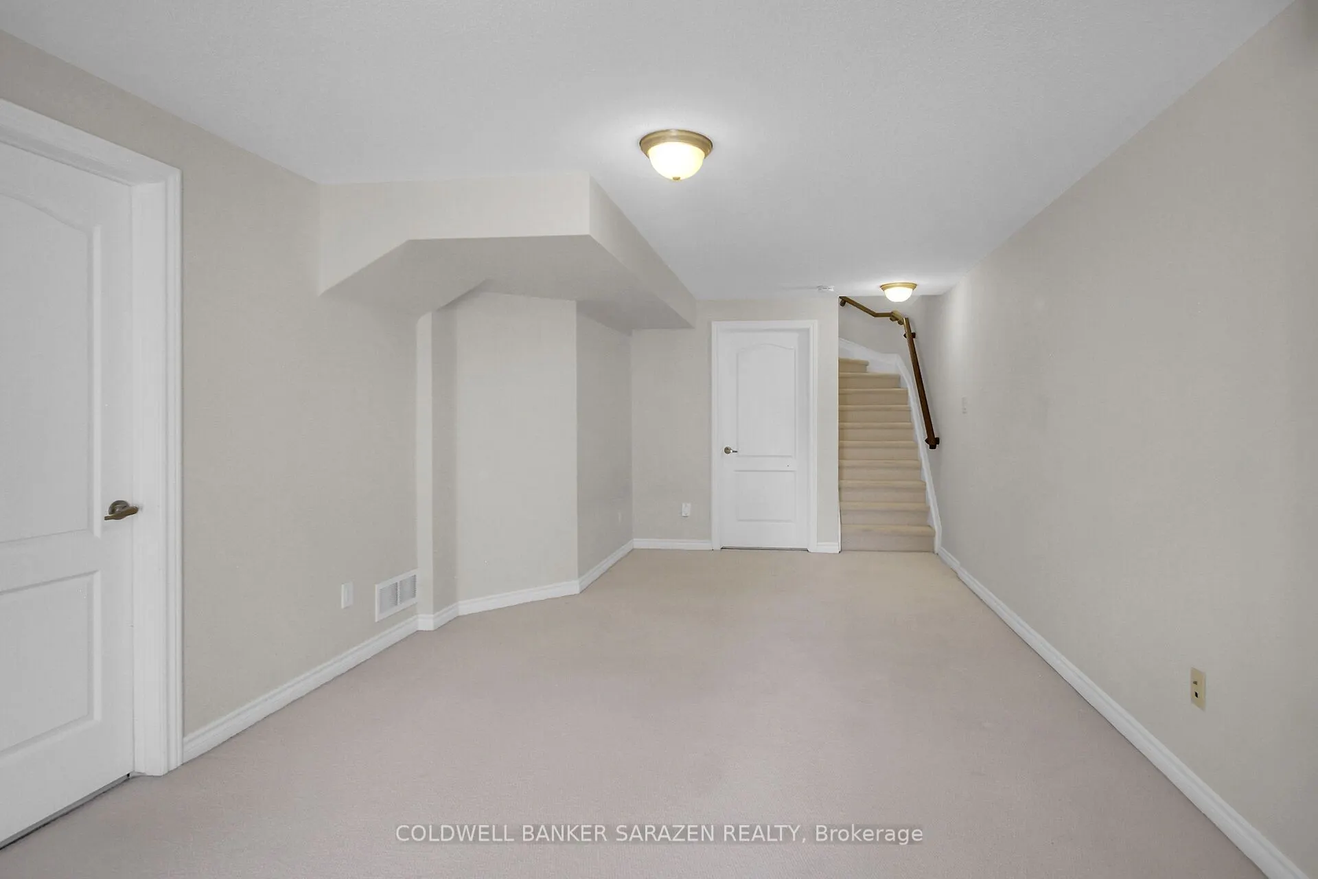 438 Meadowbreeze Drive