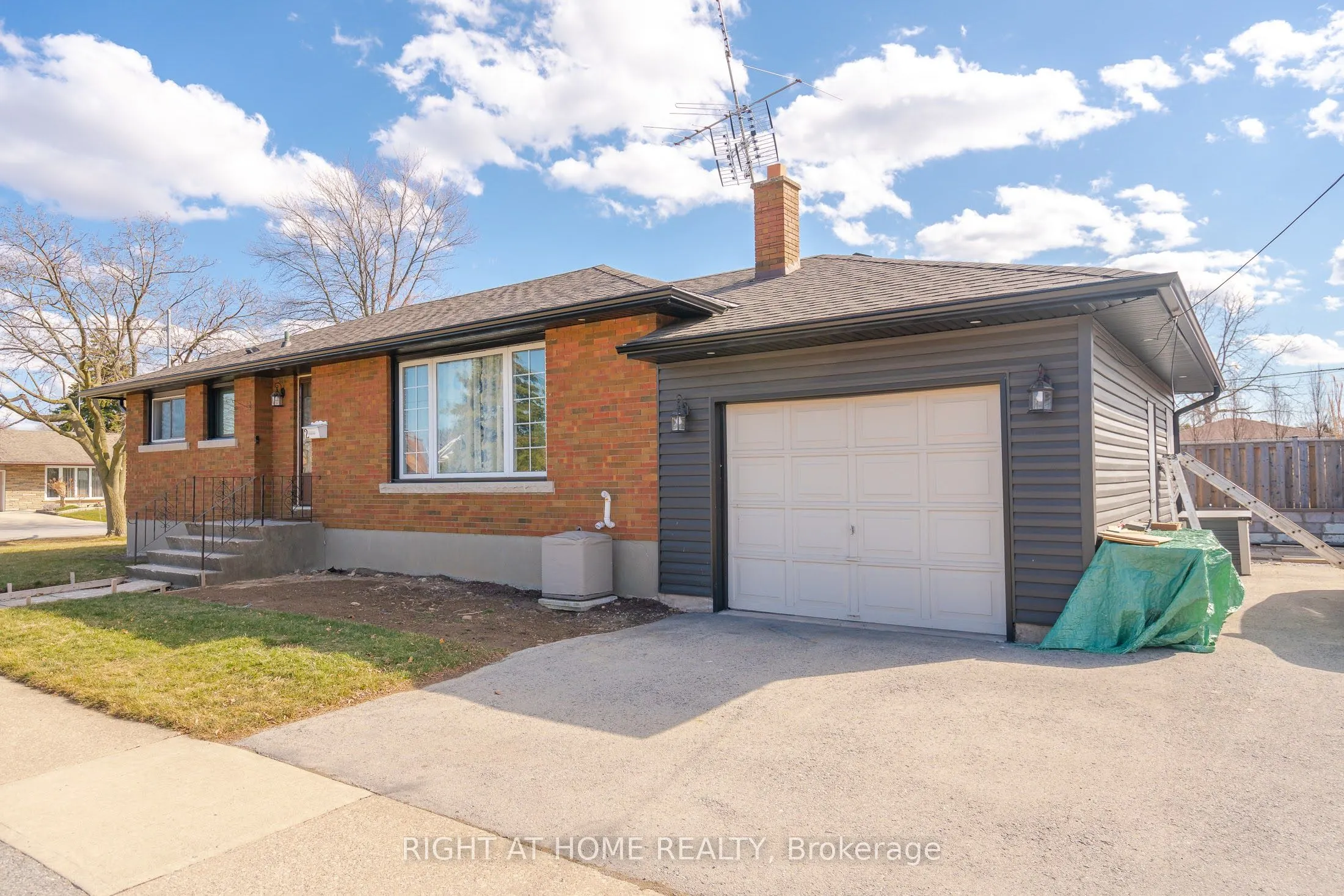 2 Kilbourne Crescent, #Basement