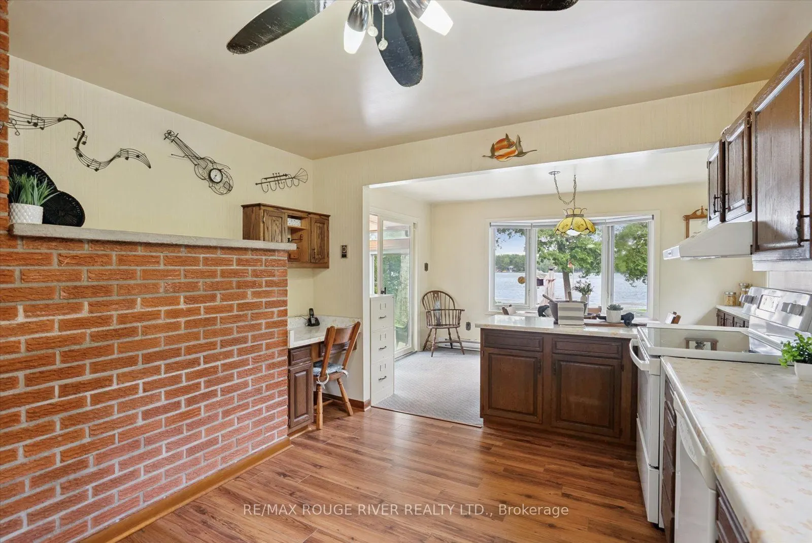 102 Mystic Point Road