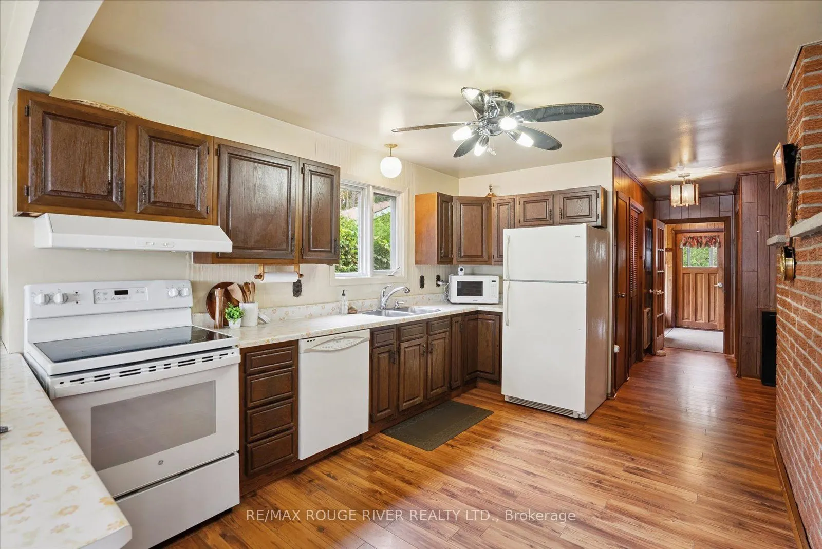 102 Mystic Point Road