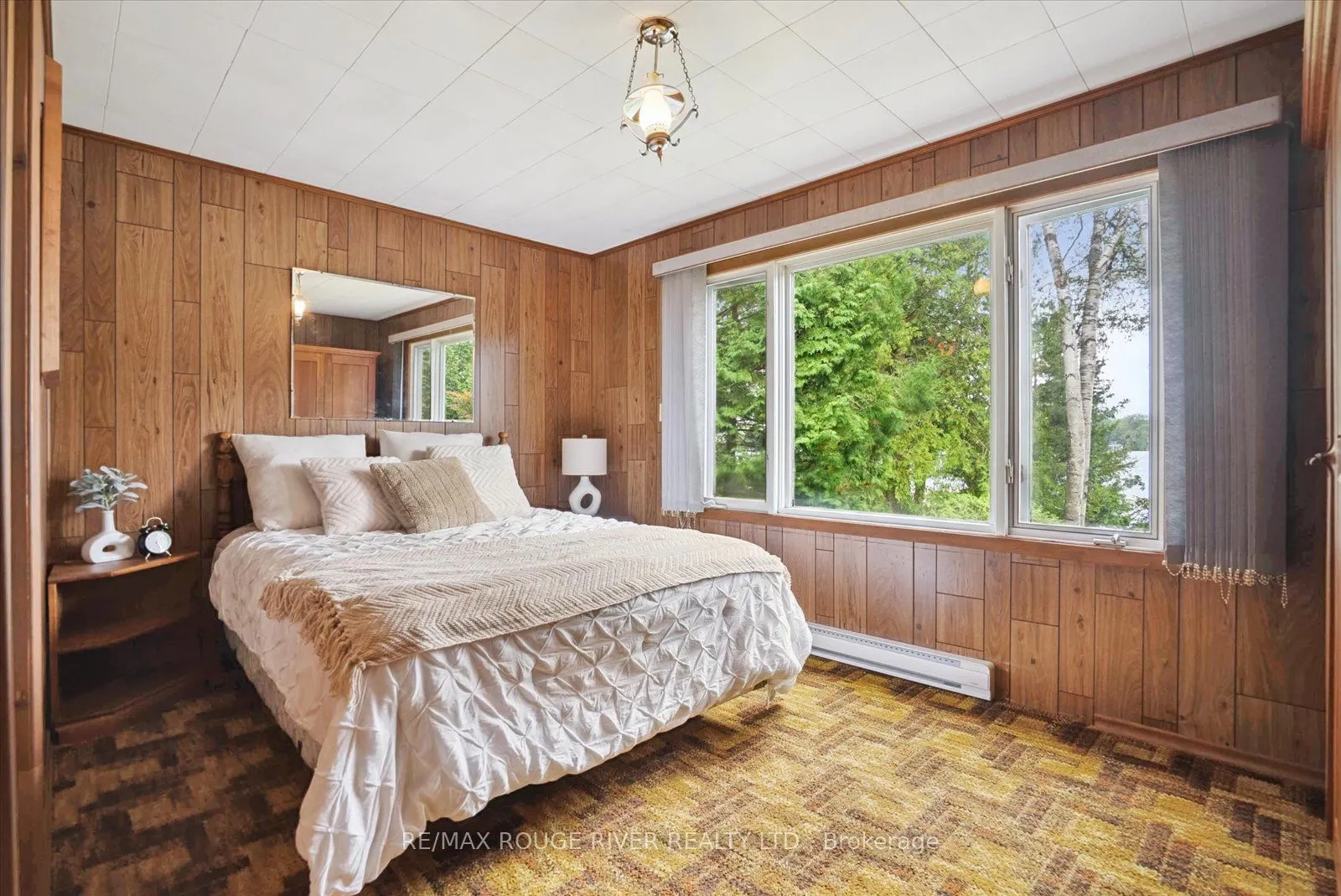 102 Mystic Point Road