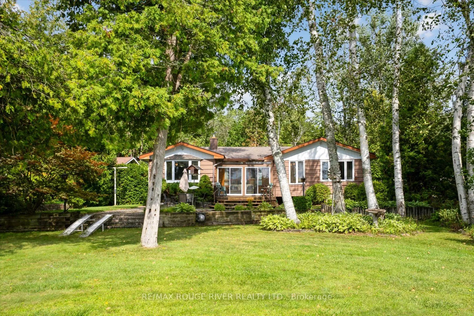 102 Mystic Point Road