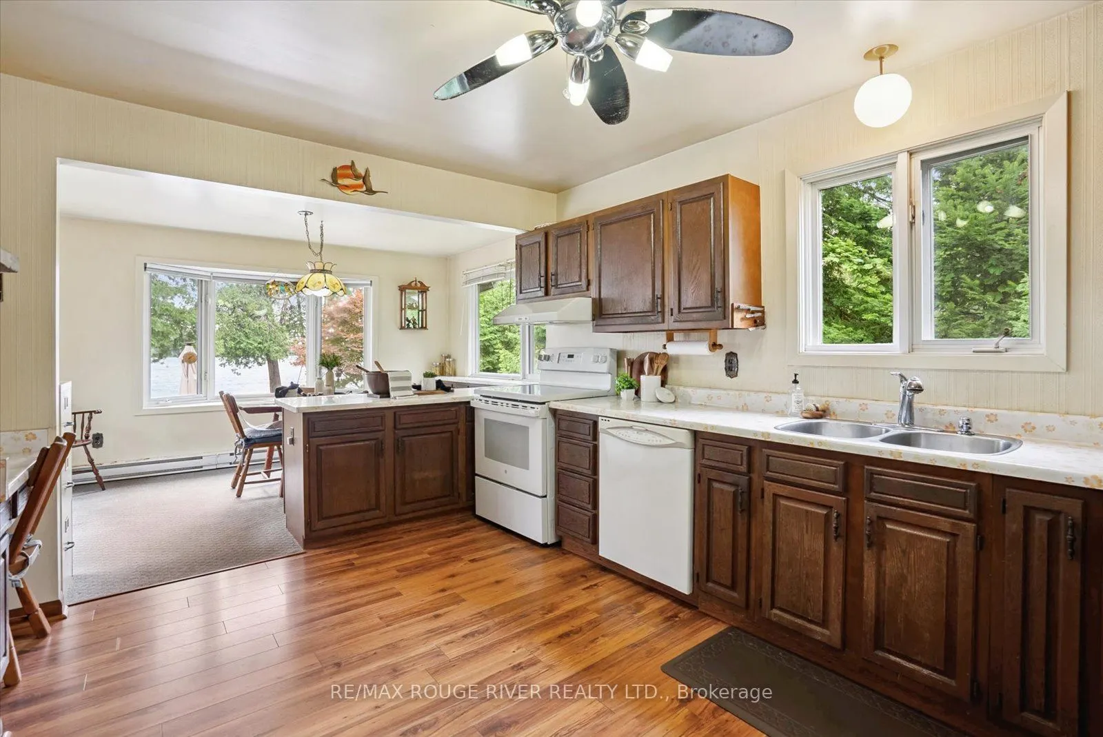 102 Mystic Point Road