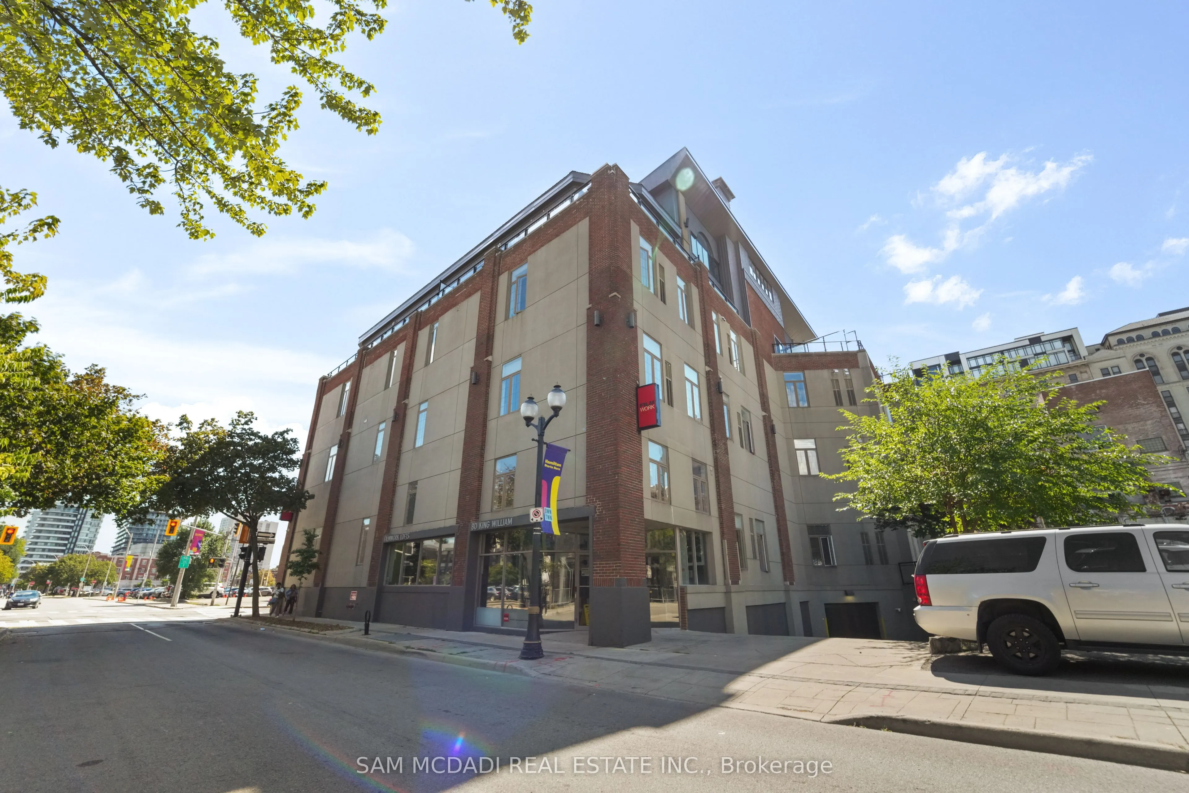 80 King William Street, #301