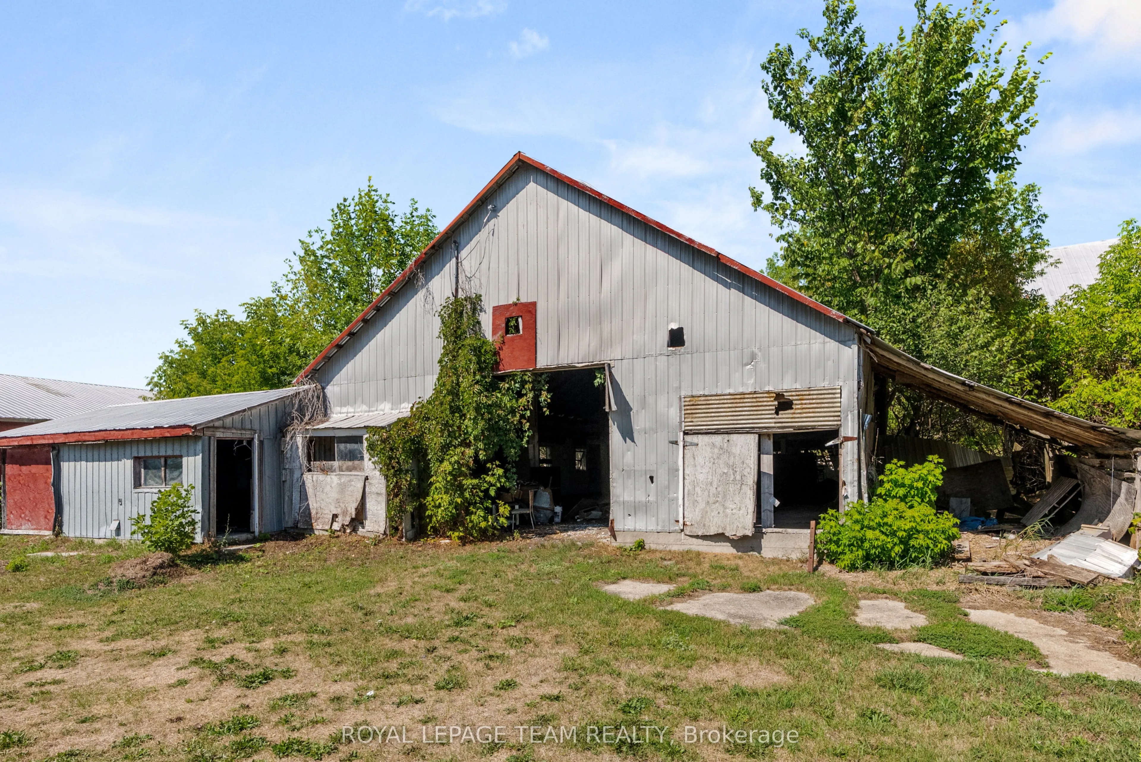 2307 Carsonby Road W