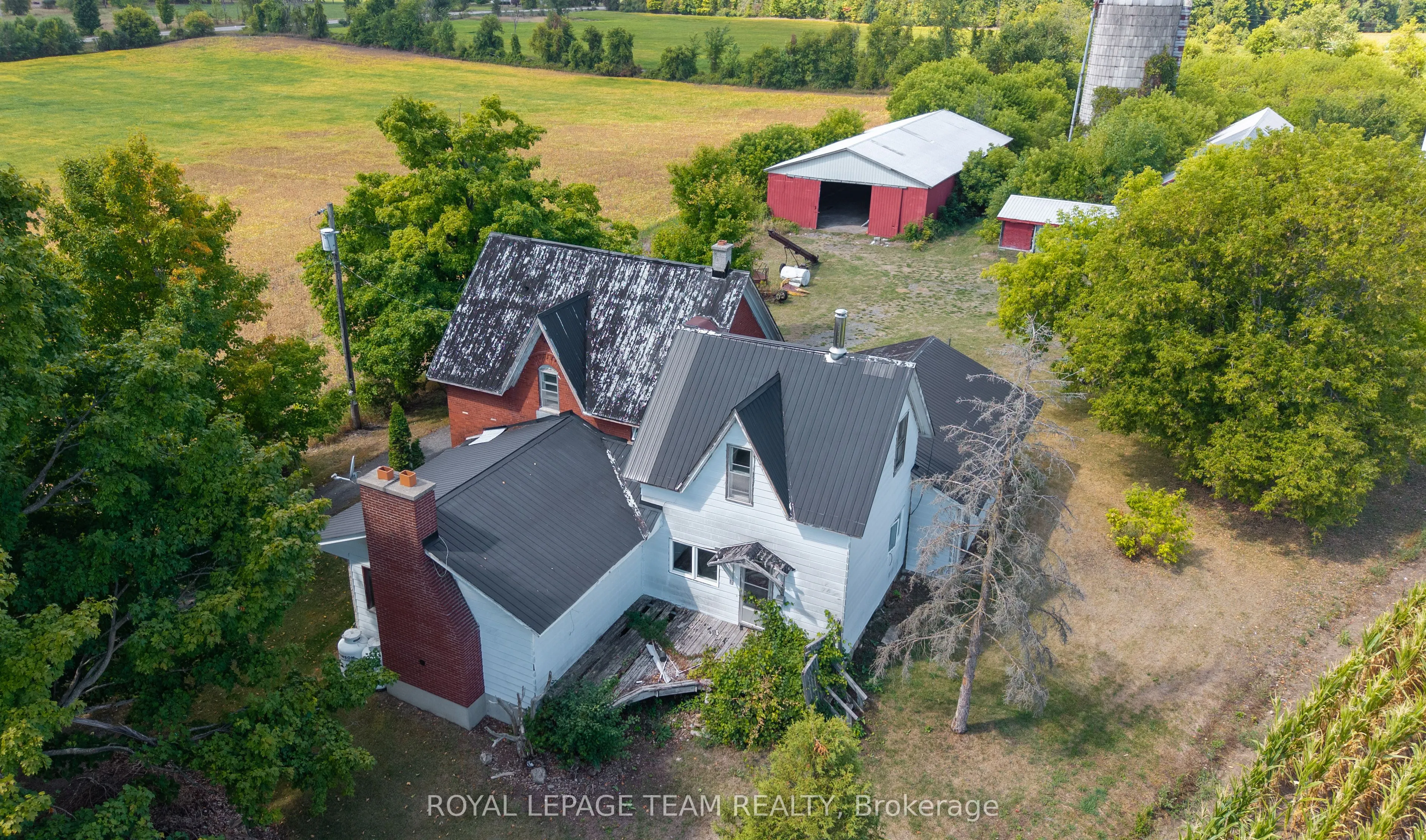2307 Carsonby Road W