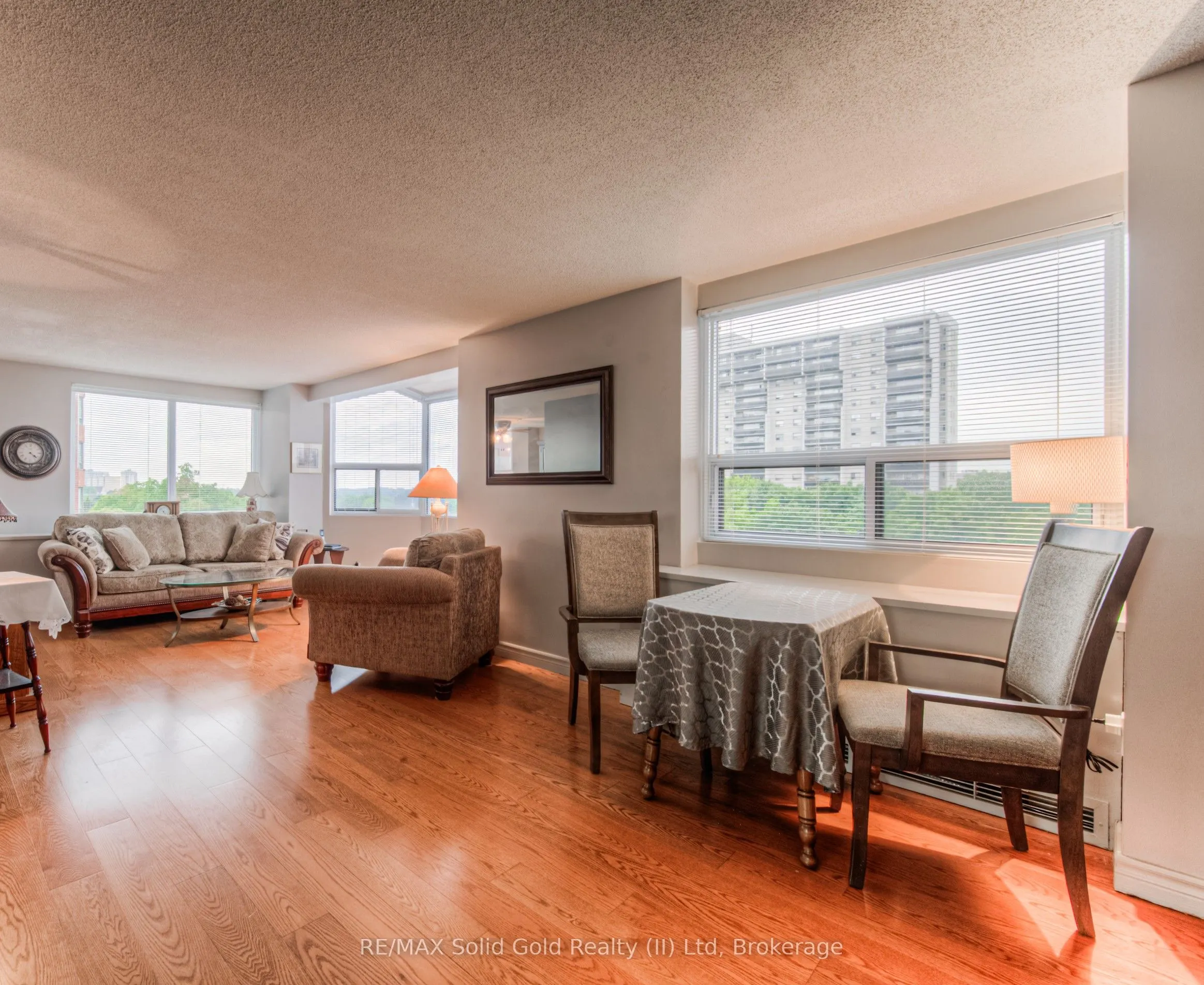 20 Ellen Street E, #611