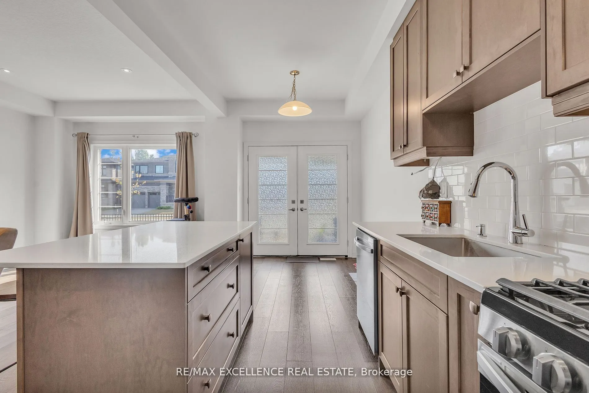 120 Court Drive, #84