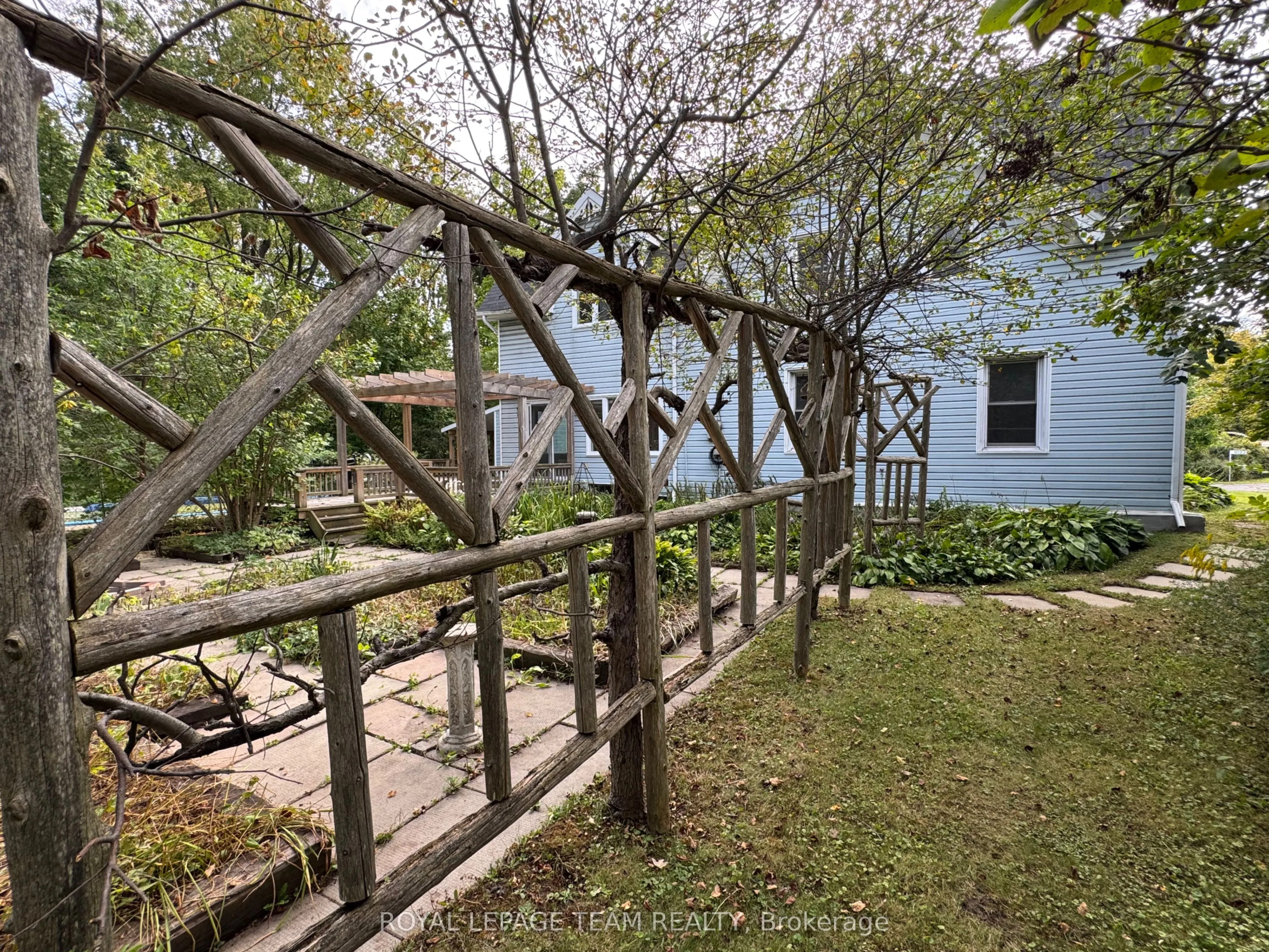1022 Bridge Street