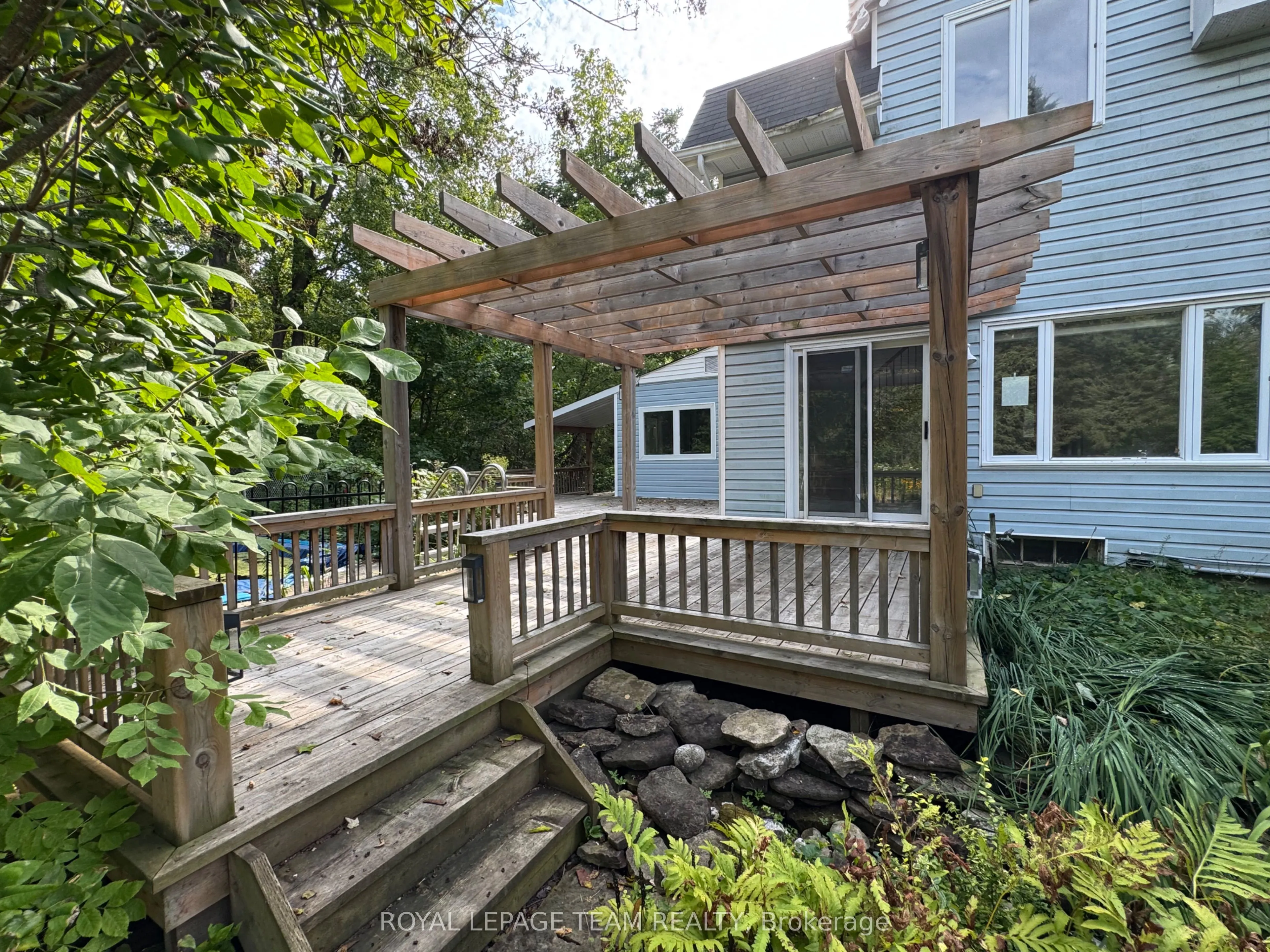 1022 Bridge Street