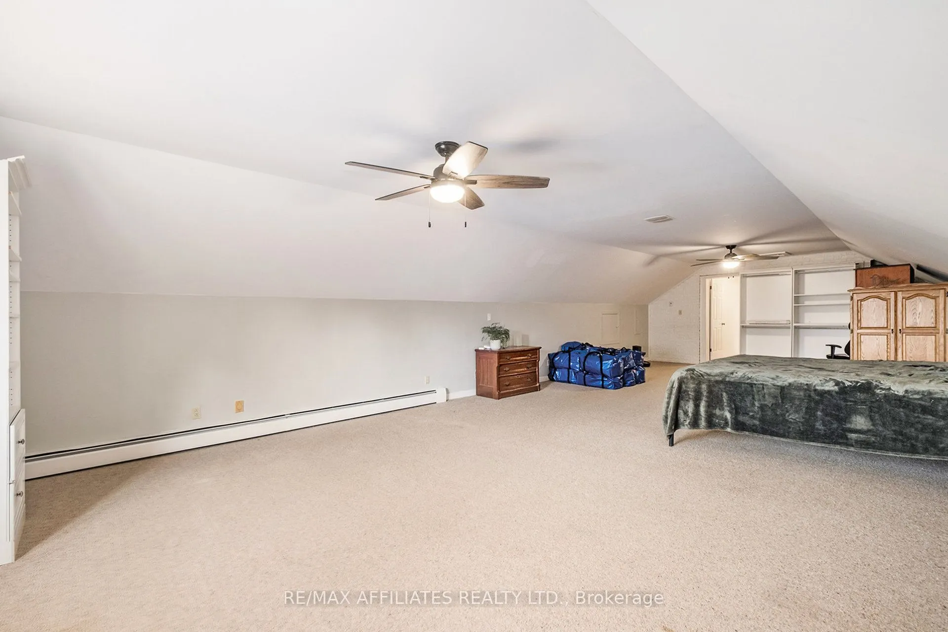 21 Cedar Lane
