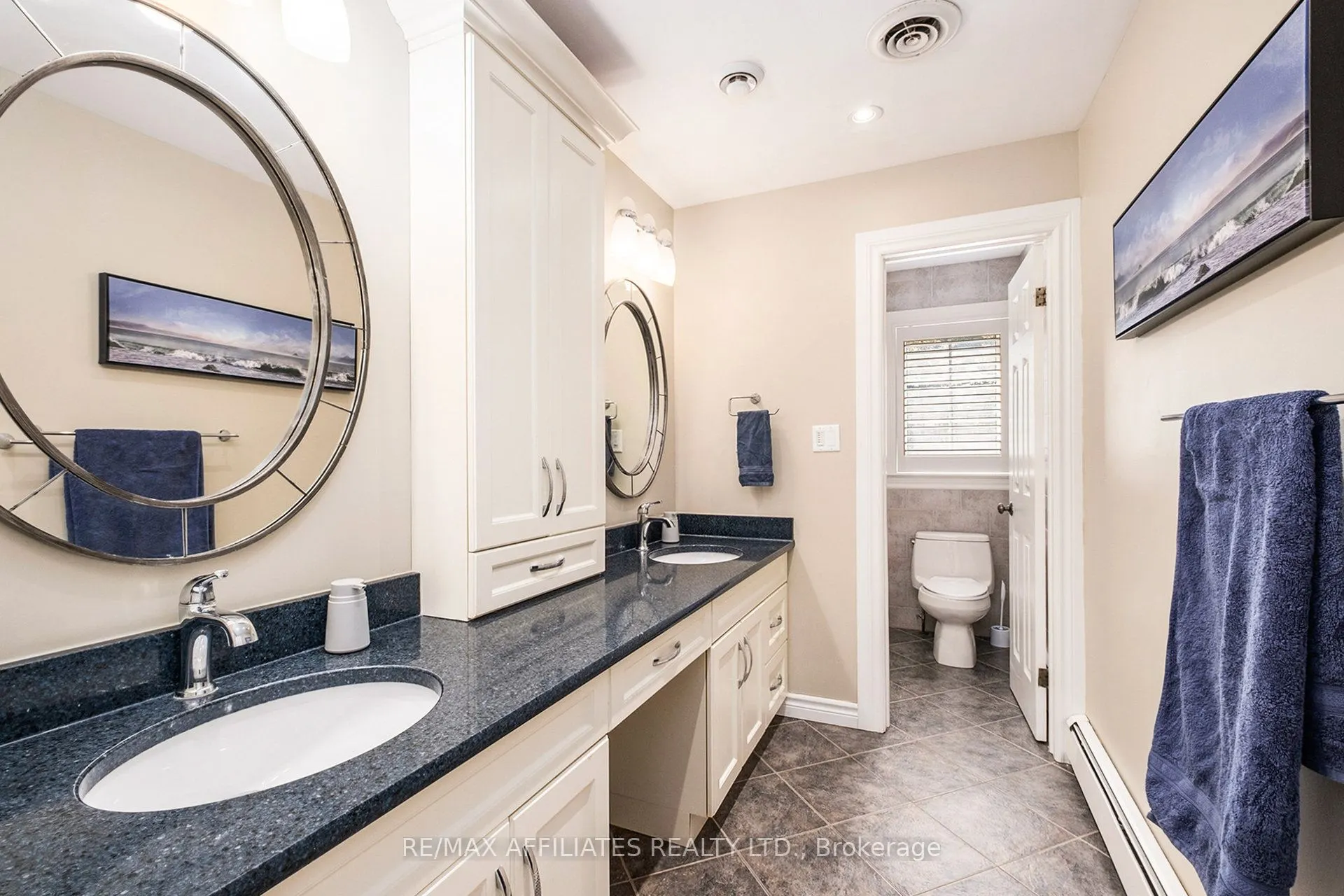 21 Cedar Lane