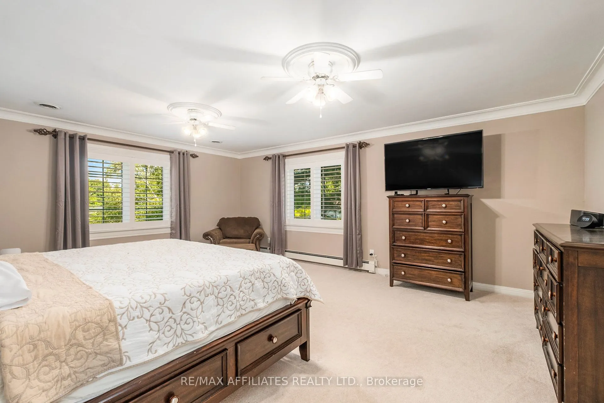 21 Cedar Lane
