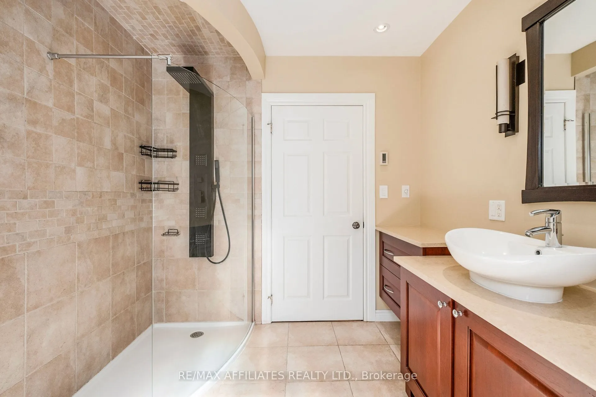 21 Cedar Lane