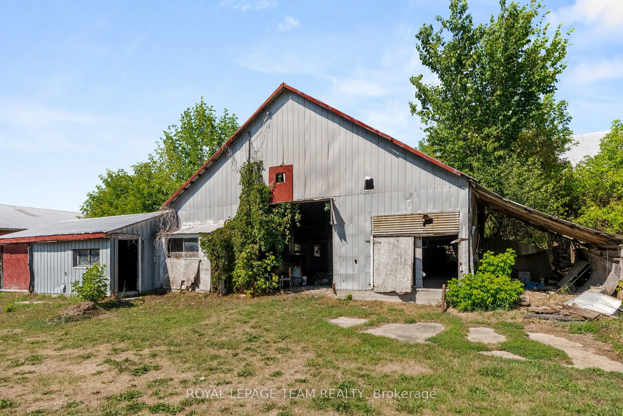2307 Carsonby Road W
