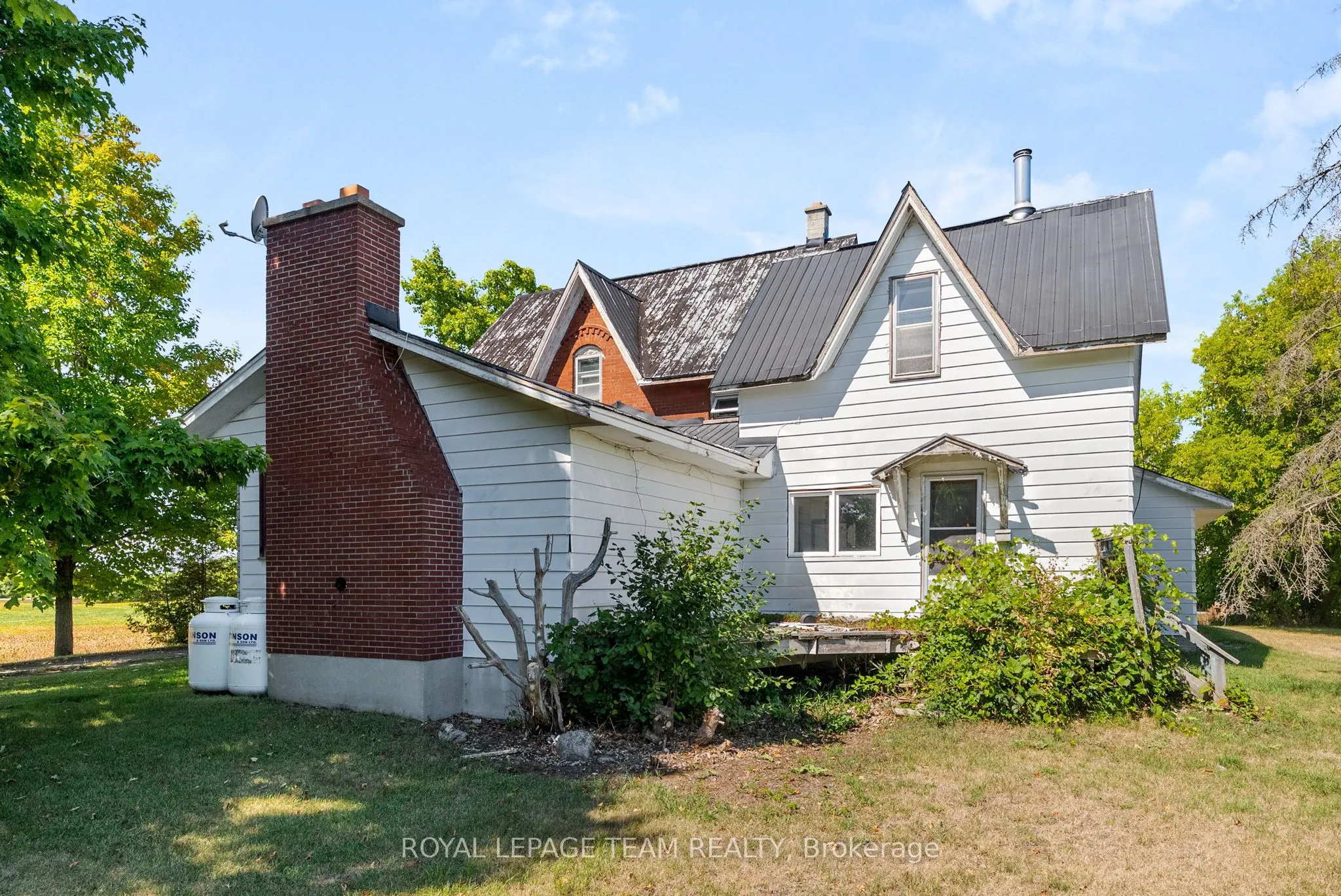 2307 Carsonby Road W