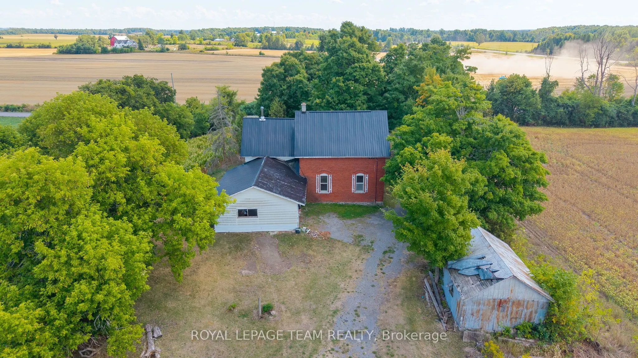 2307 Carsonby Road W