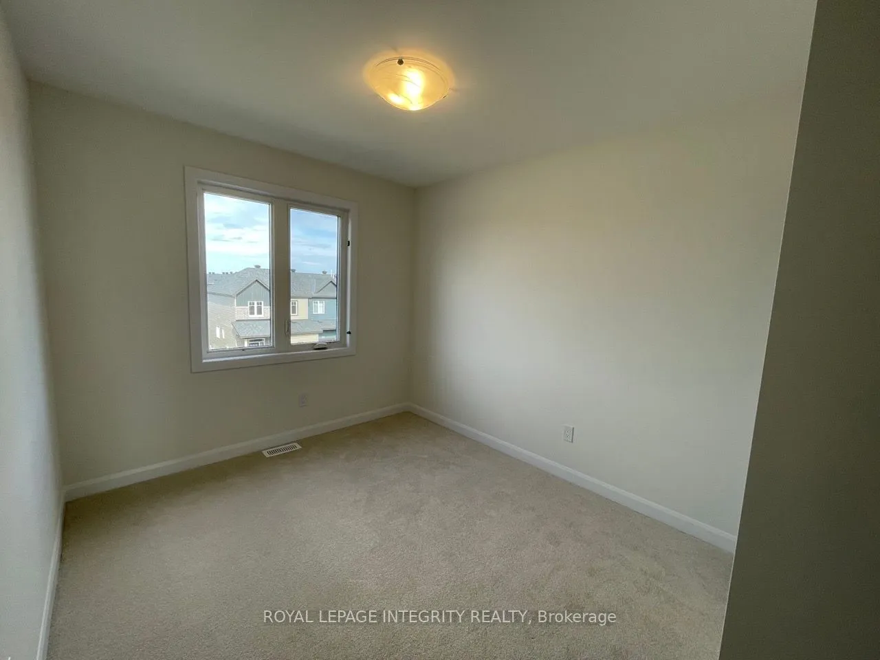 806 Everbloom Lane