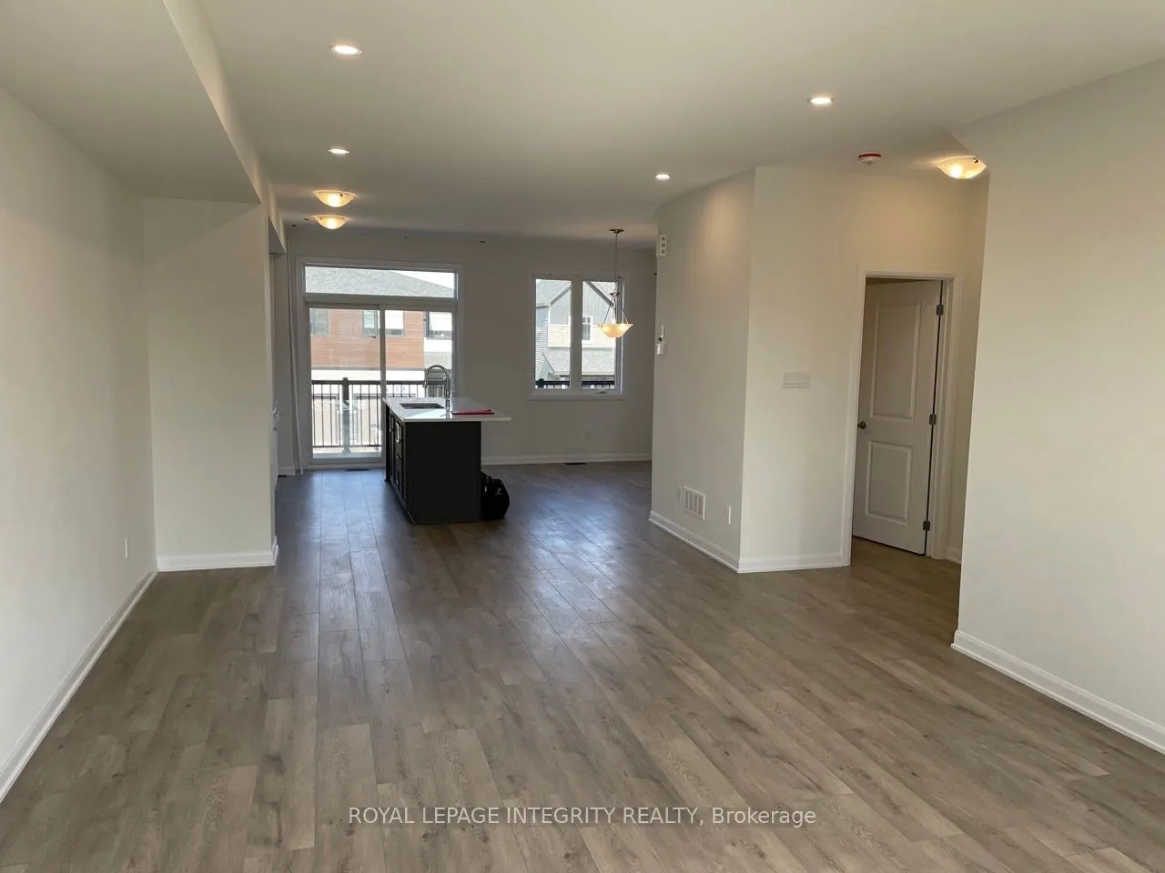 806 Everbloom Lane
