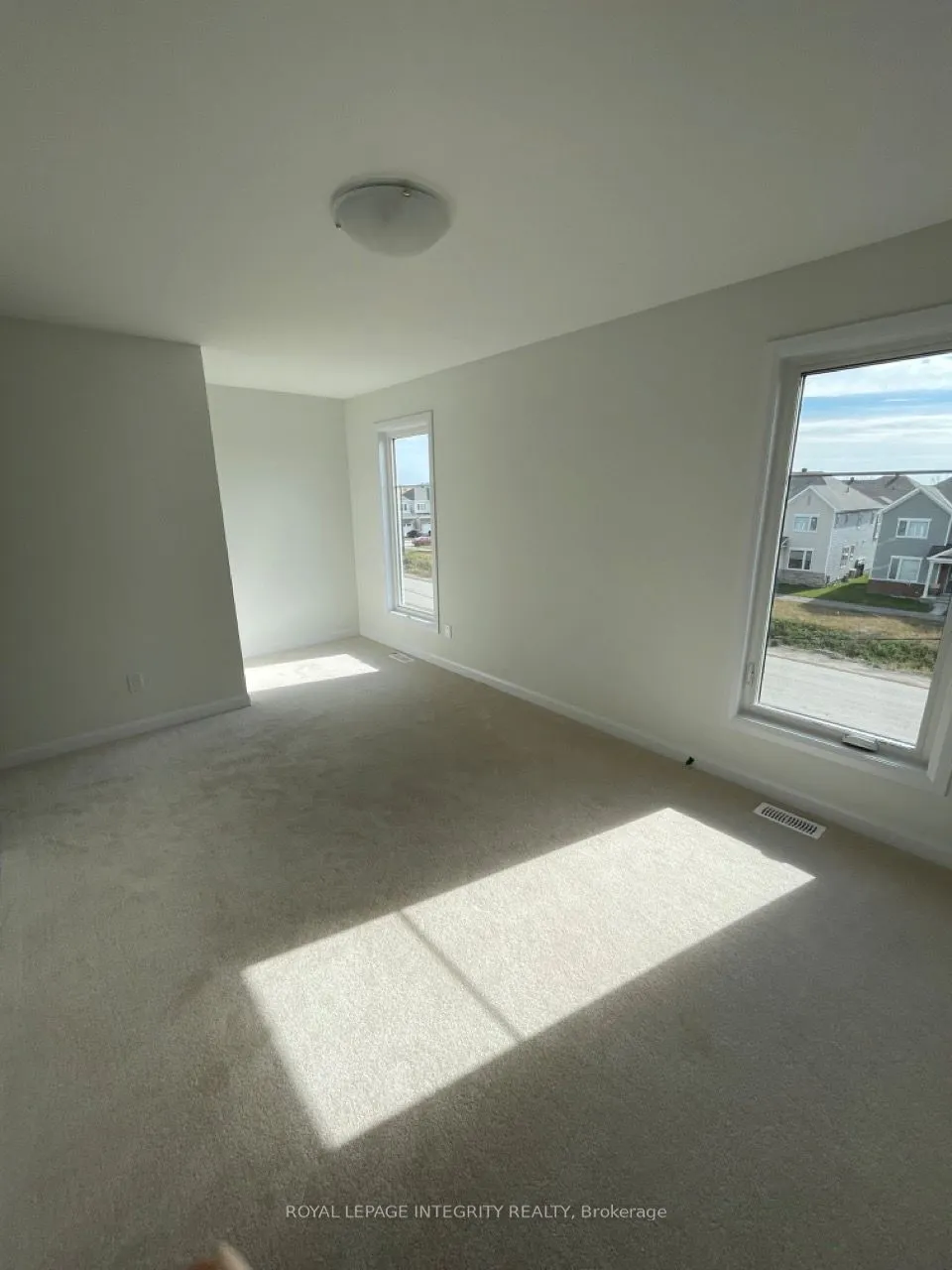 806 Everbloom Lane