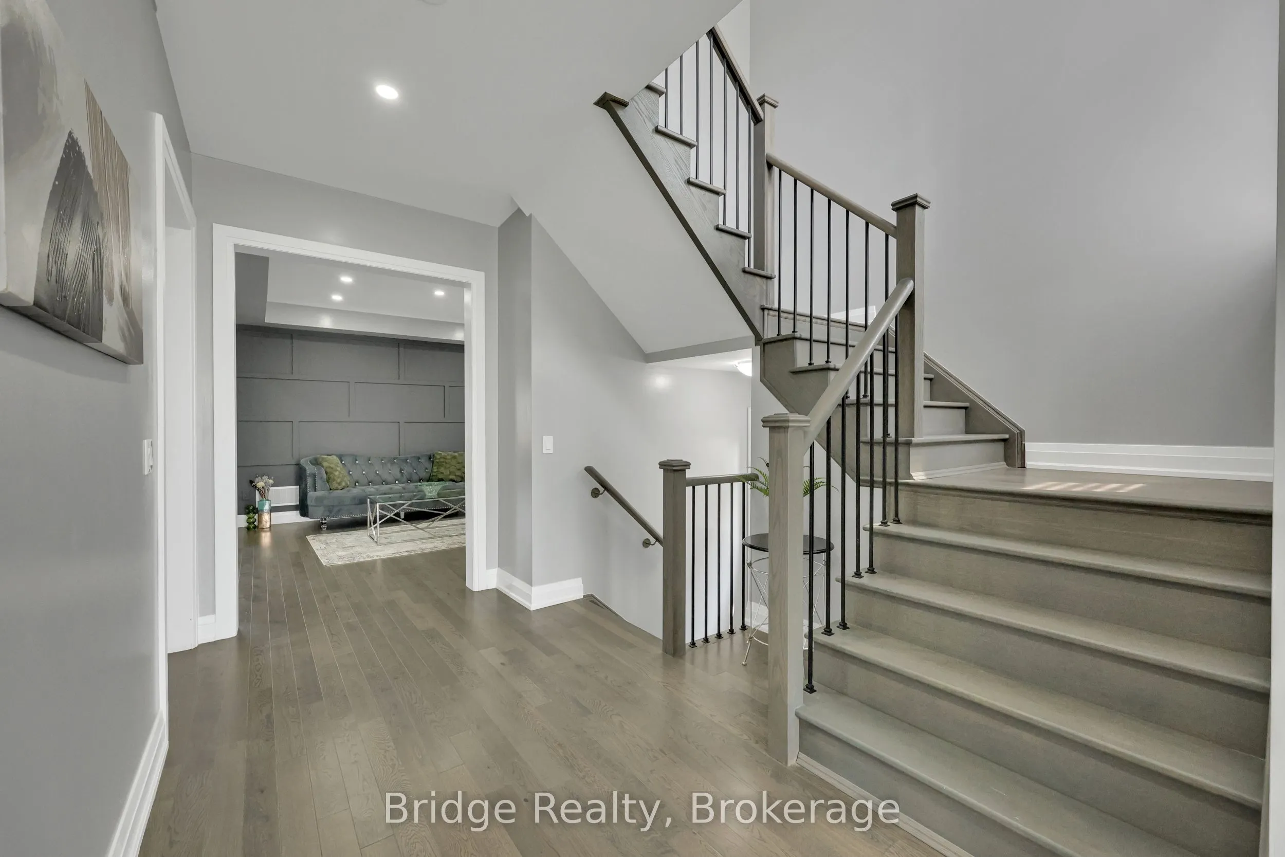 1343 Upper Thames Drive