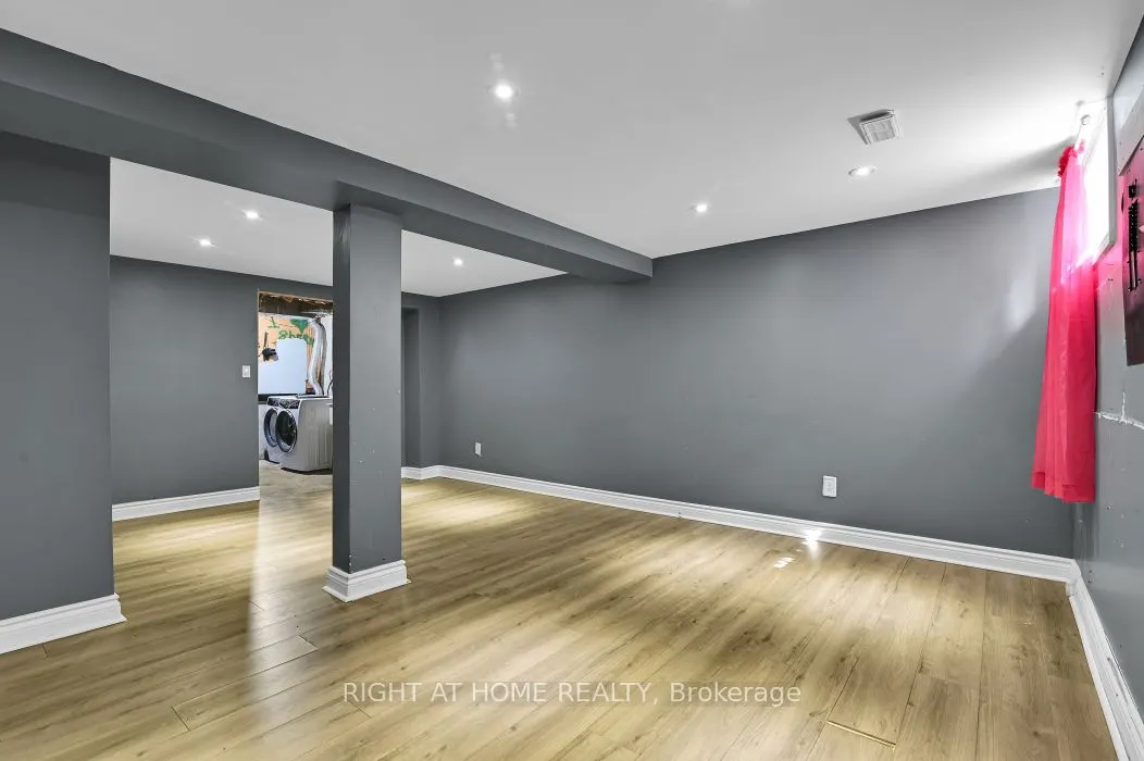 1441 Perez Crescent, #Unit 20