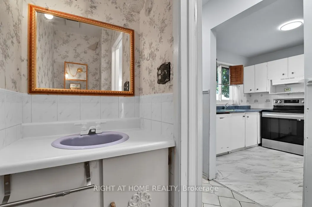 1441 Perez Crescent, #Unit 20