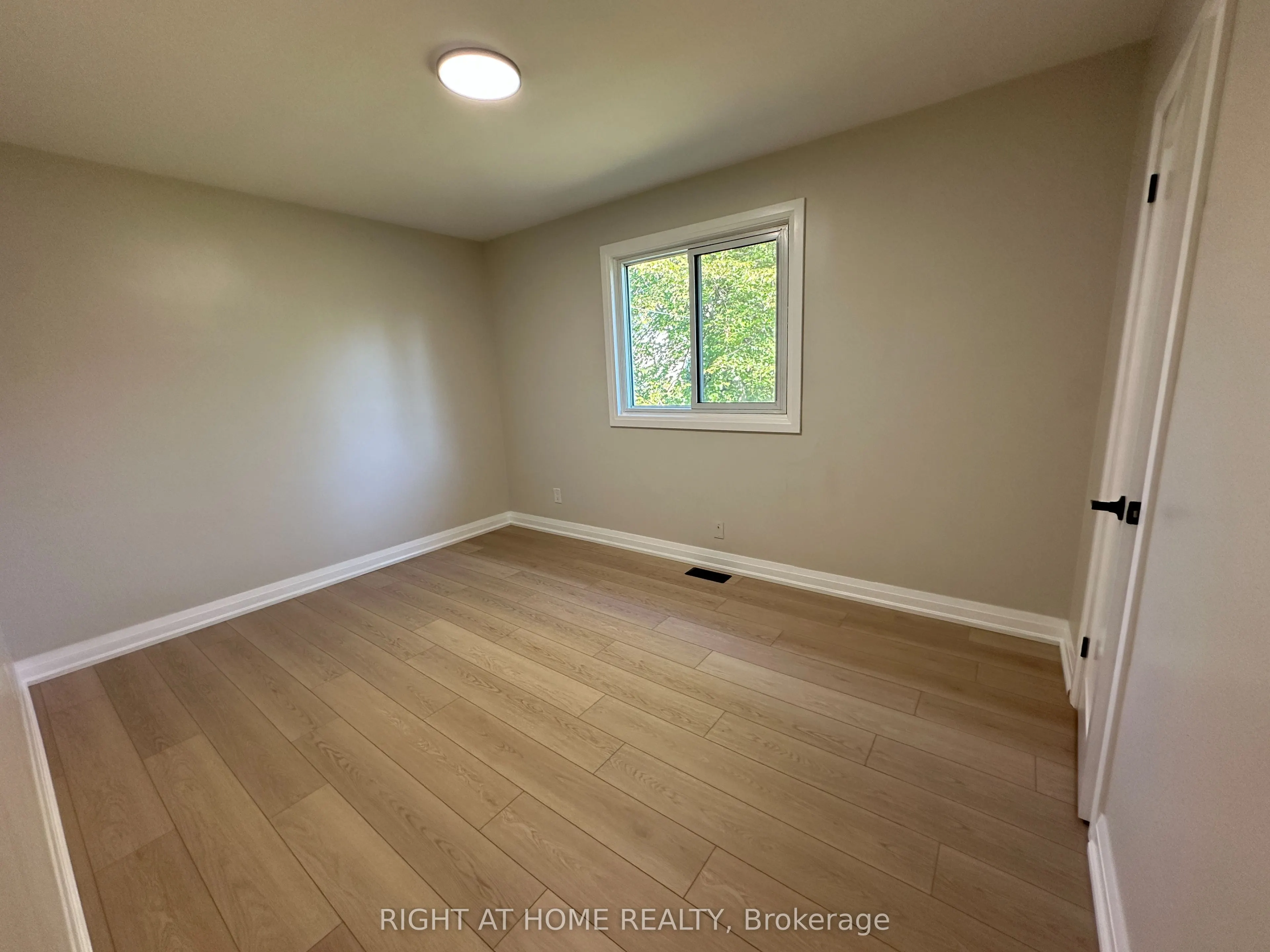 1153 Johnson Street N