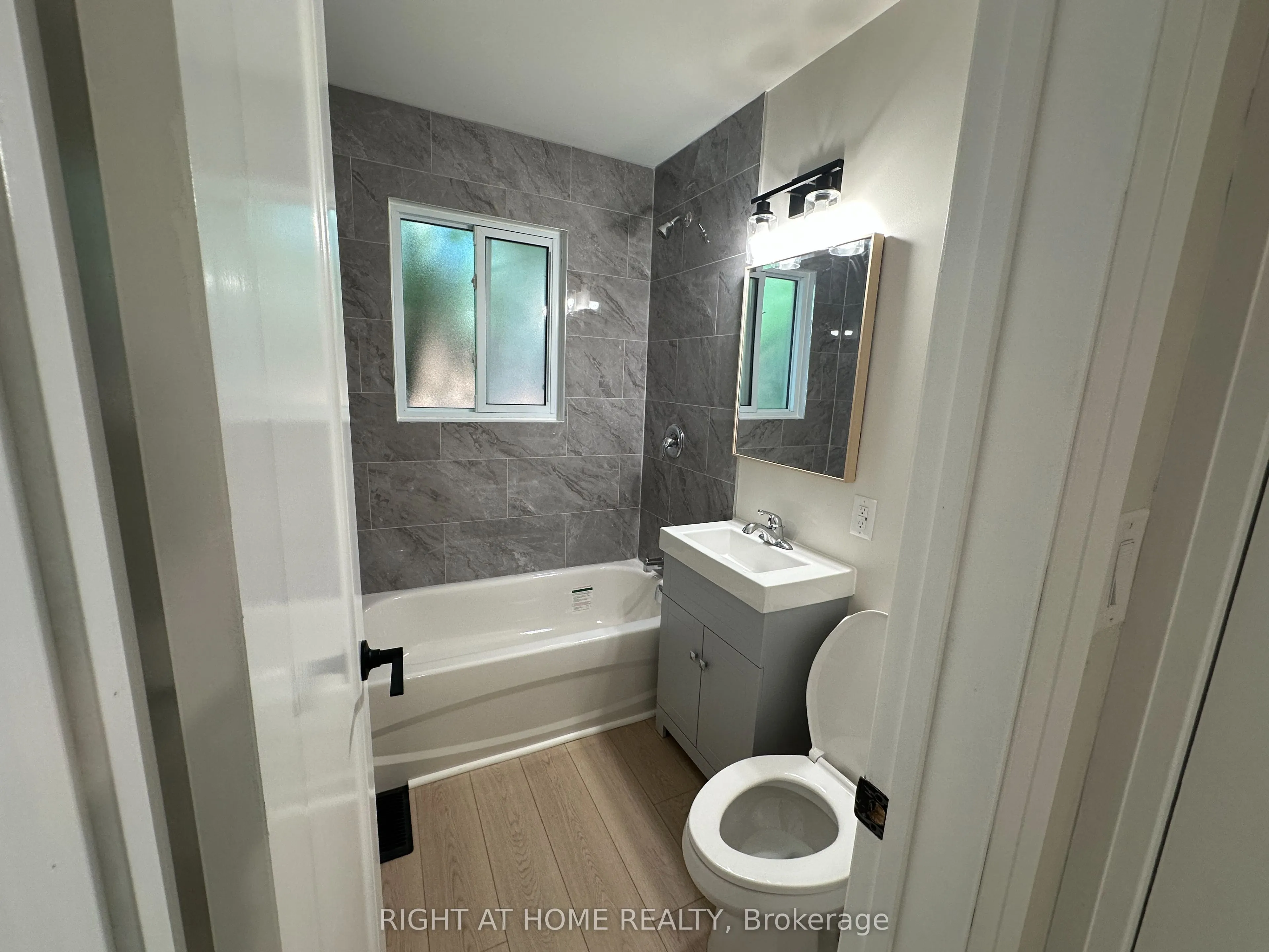 1153 Johnson Street N