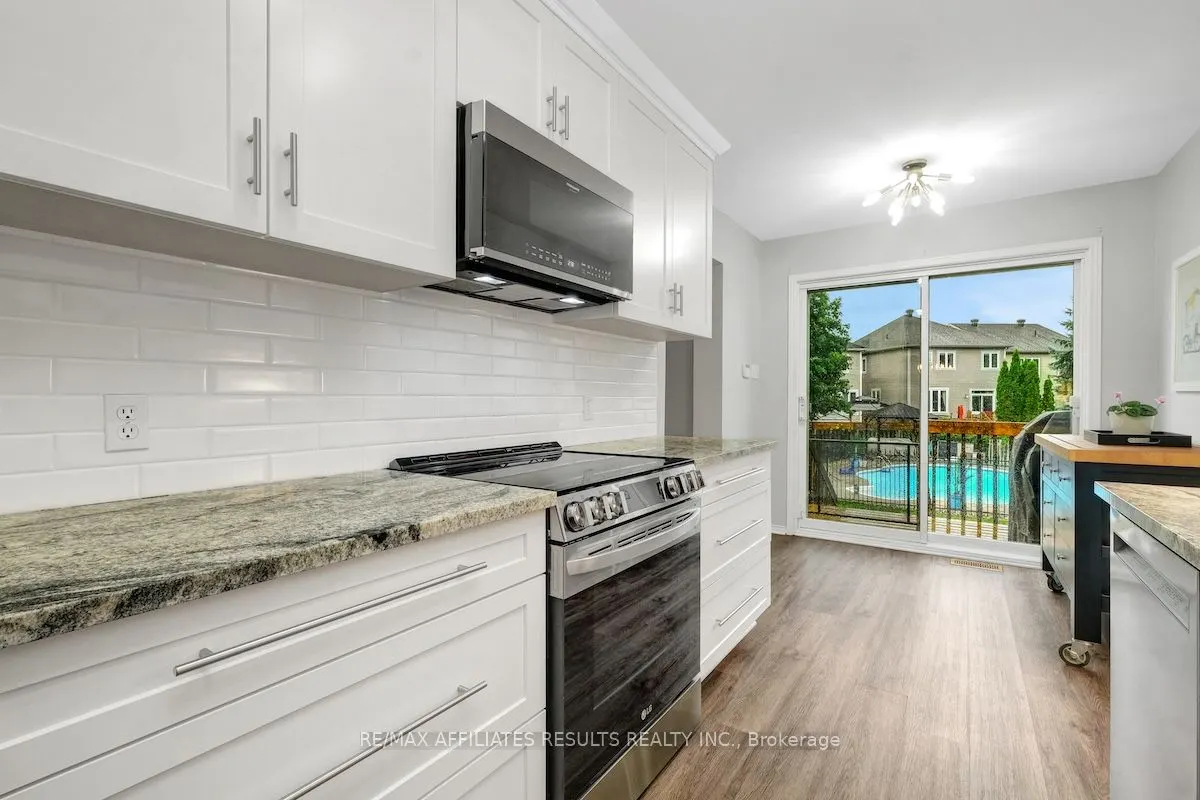 97 Flowertree Crescent