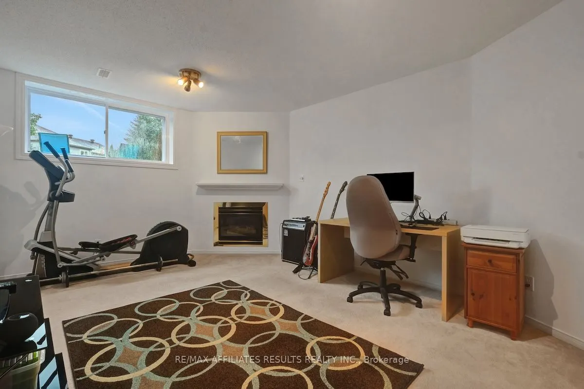 97 Flowertree Crescent