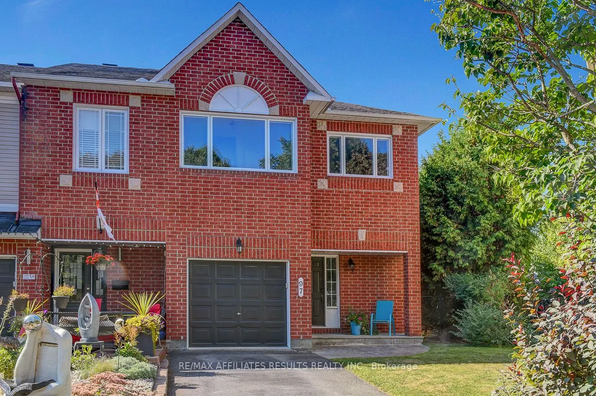 97 Flowertree Crescent