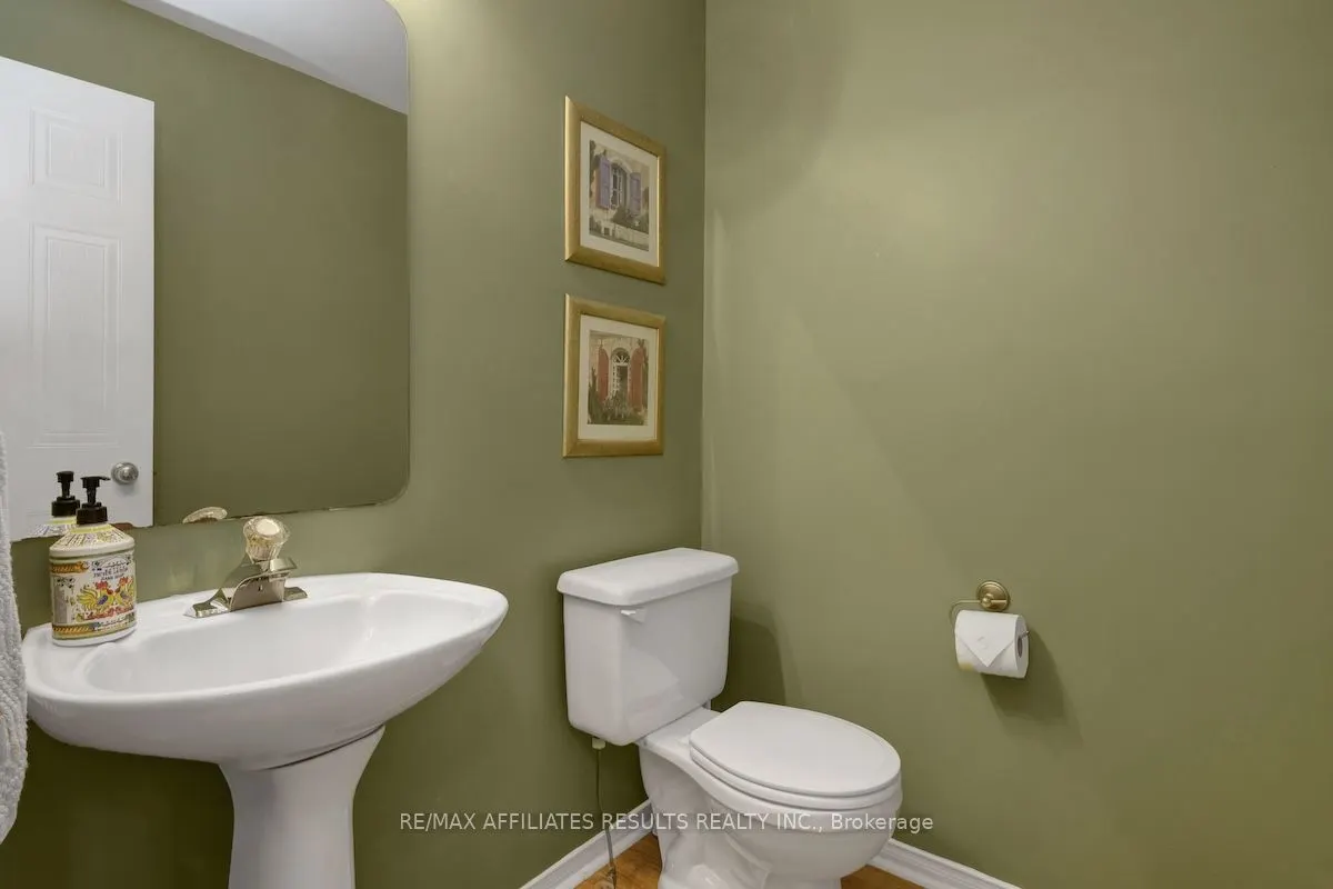 97 Flowertree Crescent