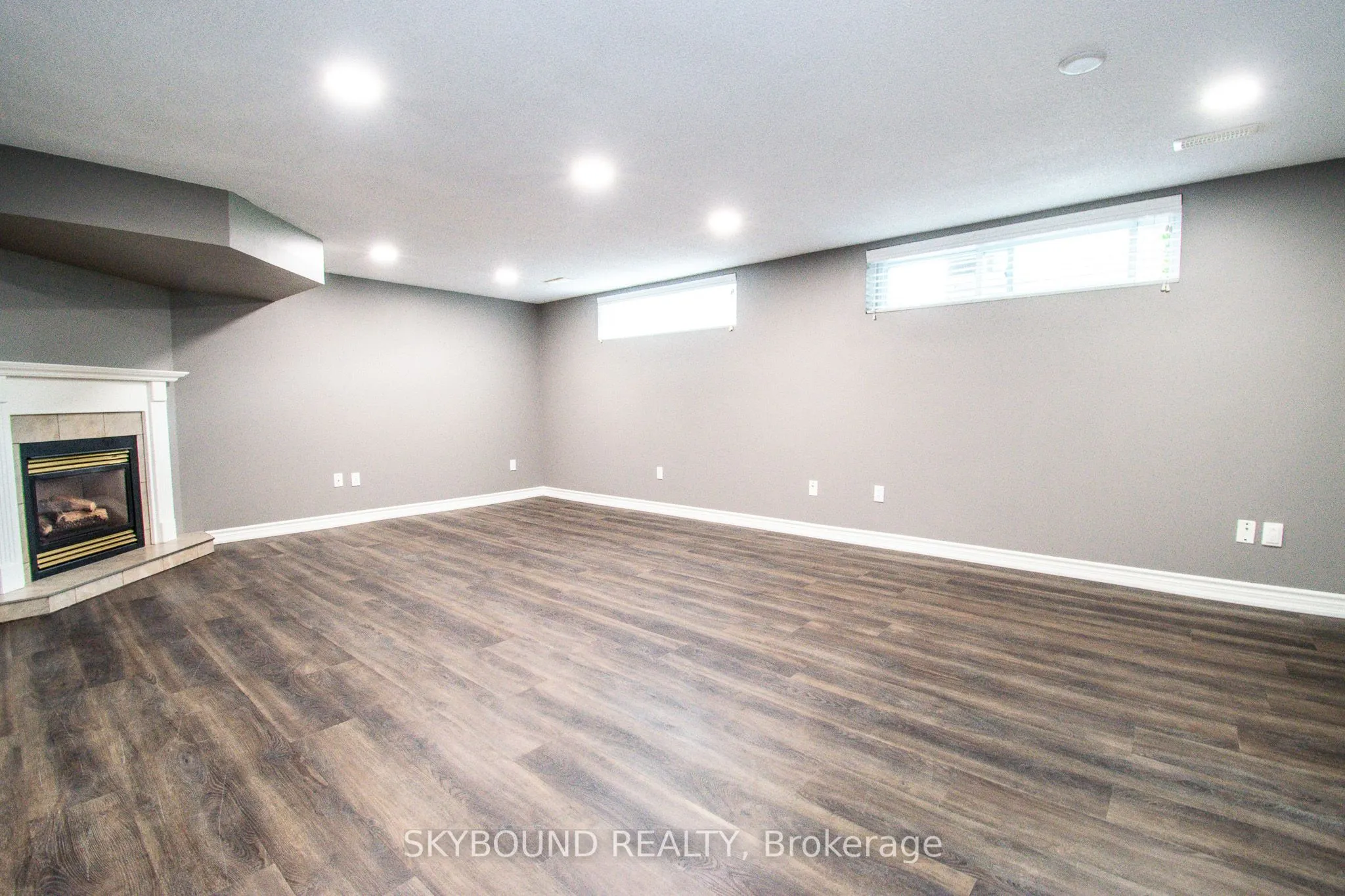 10 Chorley Avenue, #Lower unit