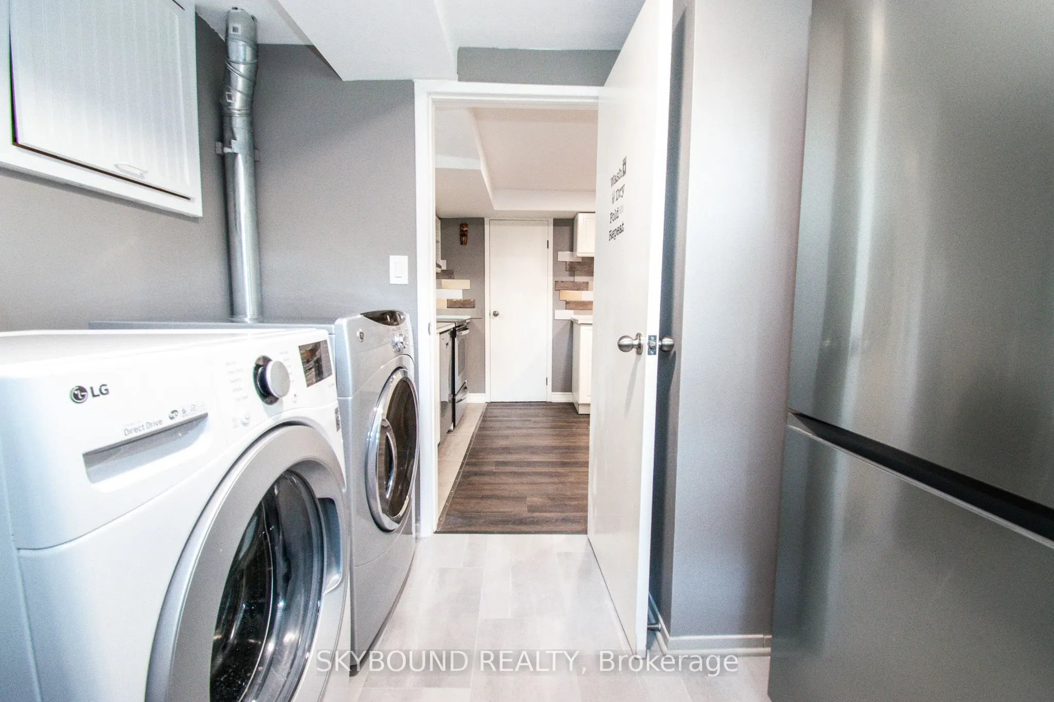 10 Chorley Avenue, #Lower unit