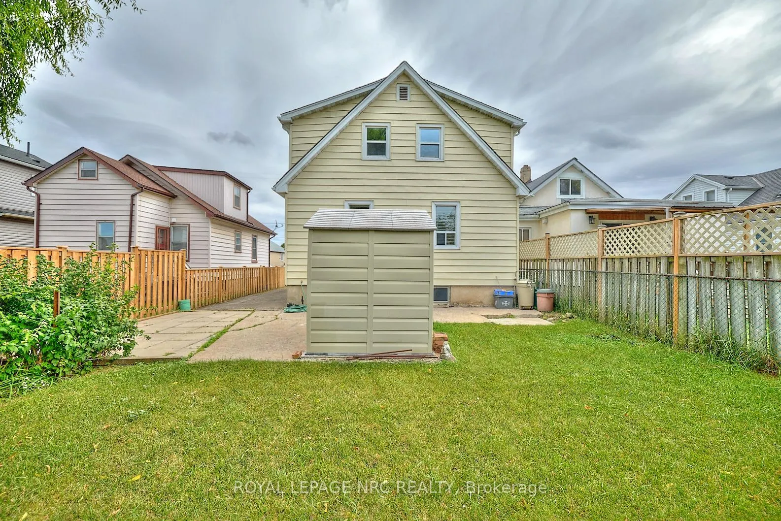 223 Niagara Street