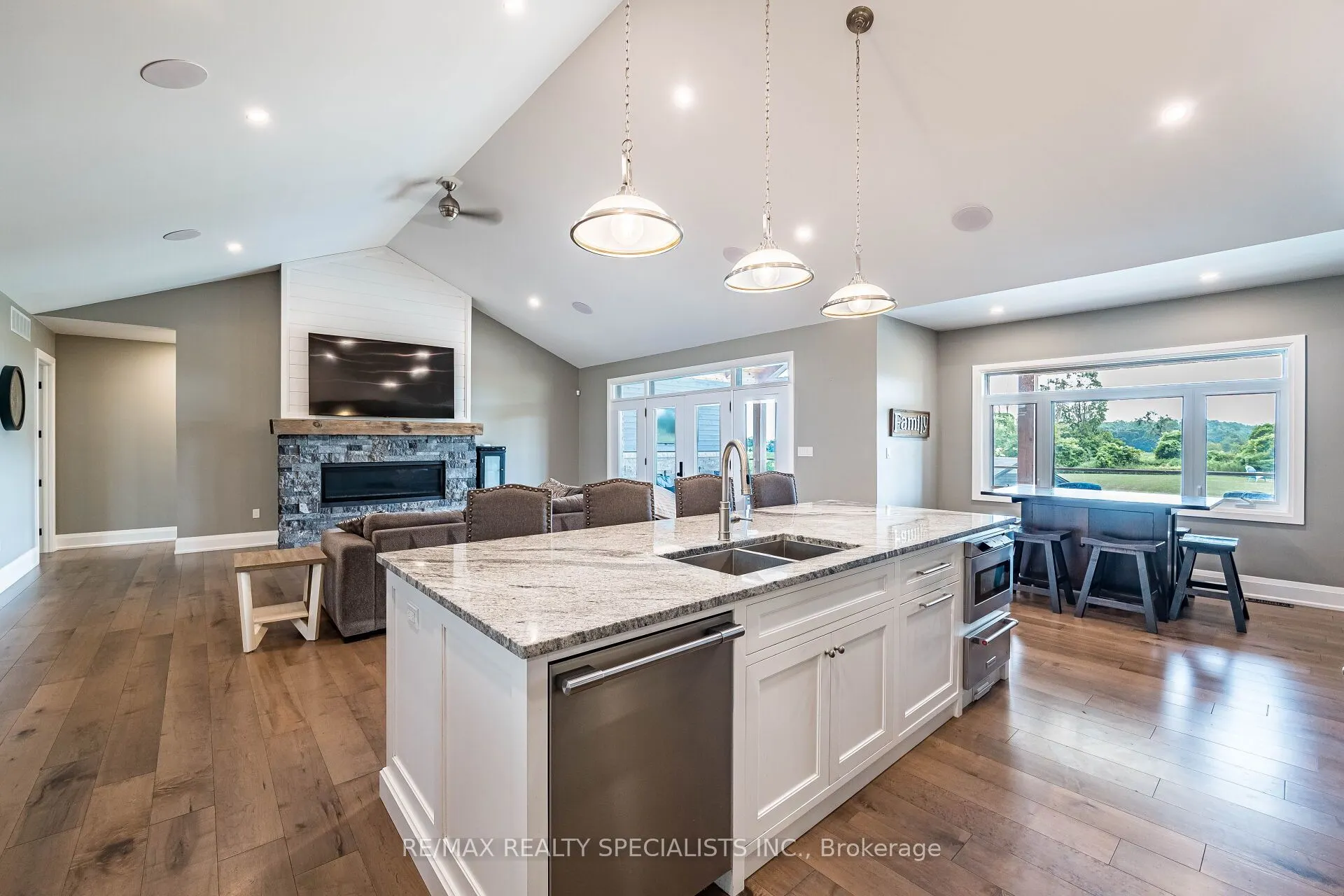 6 Rutledge Heights