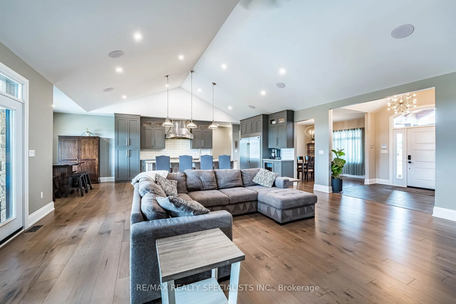 6 Rutledge Heights