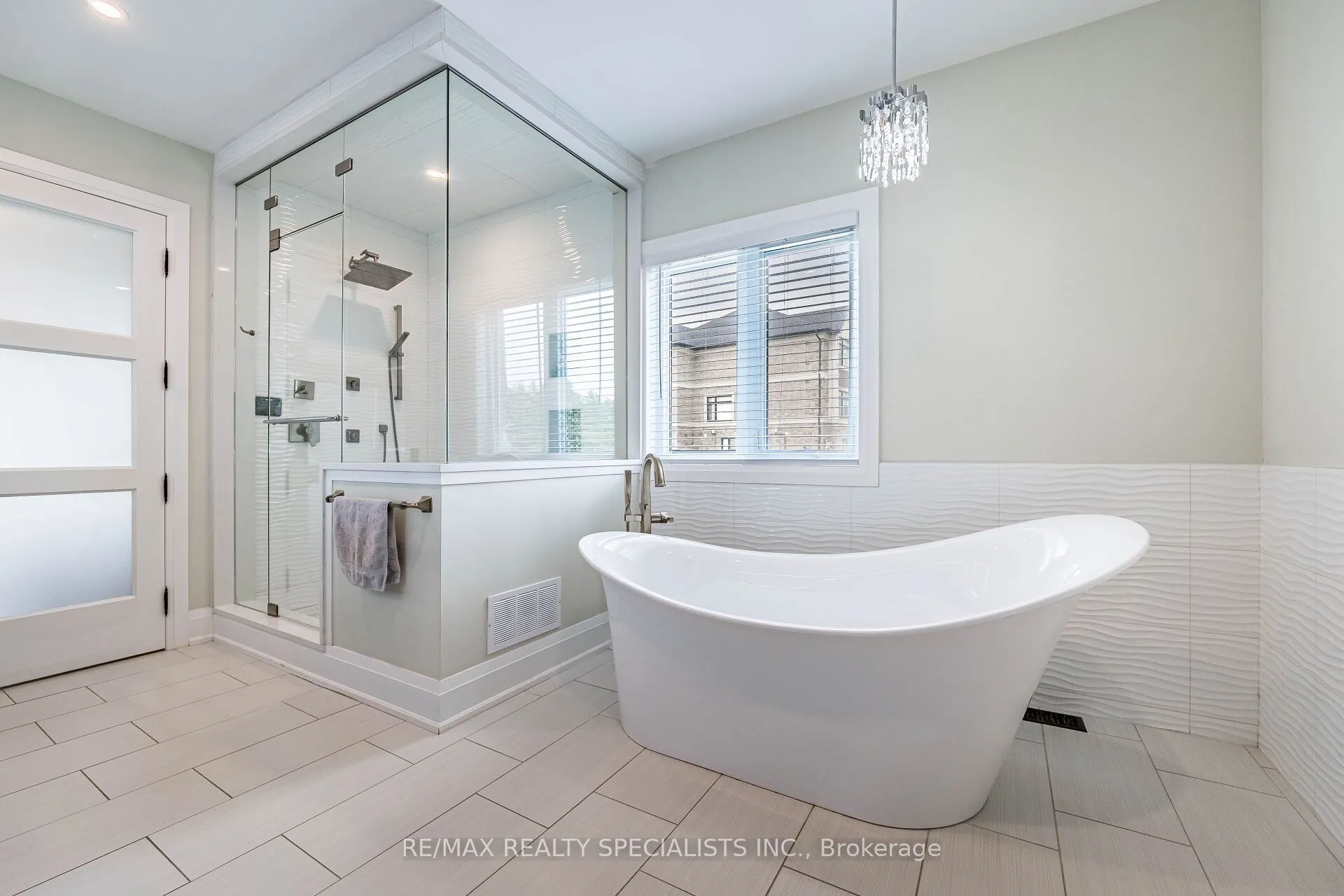 6 Rutledge Heights