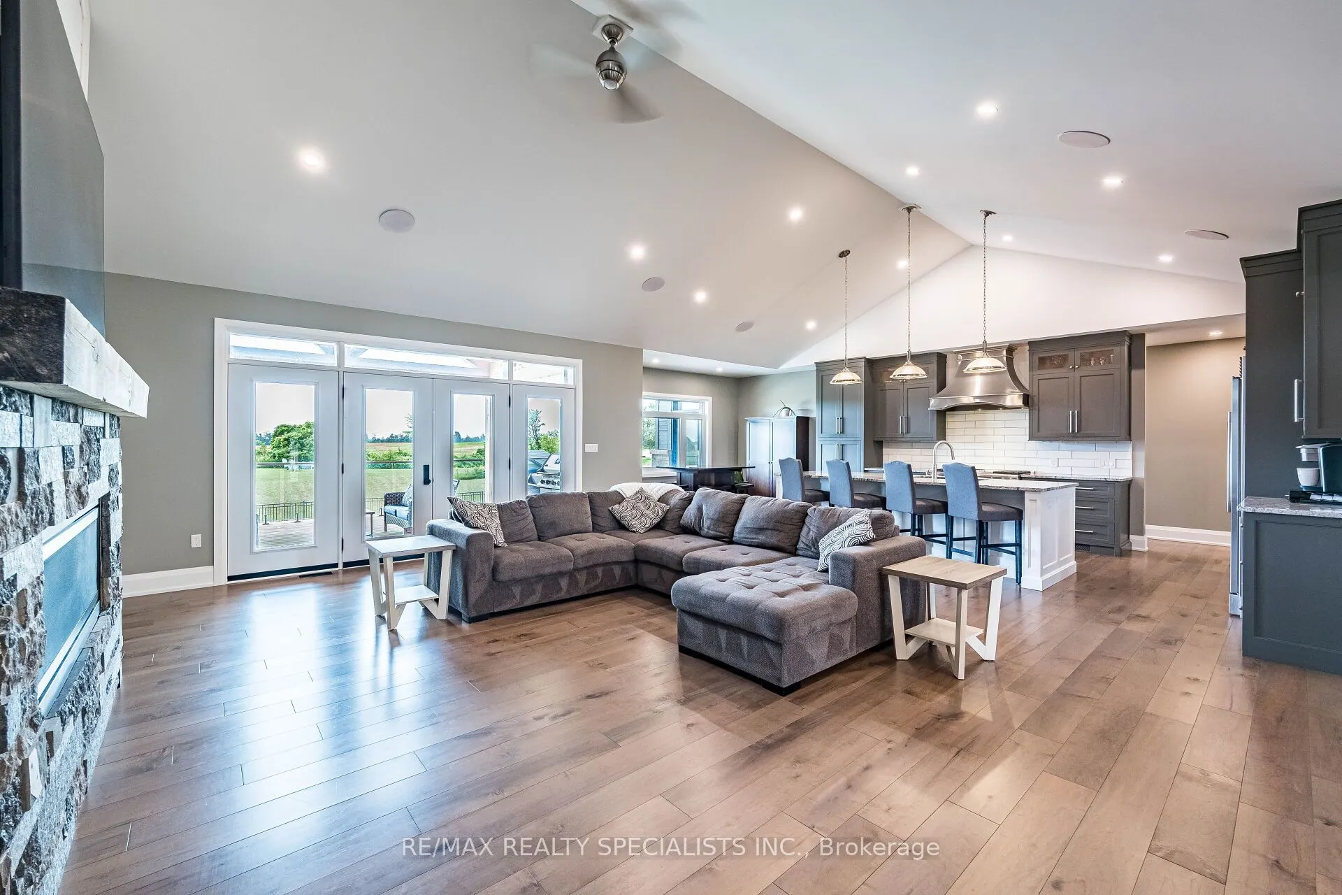 6 Rutledge Heights